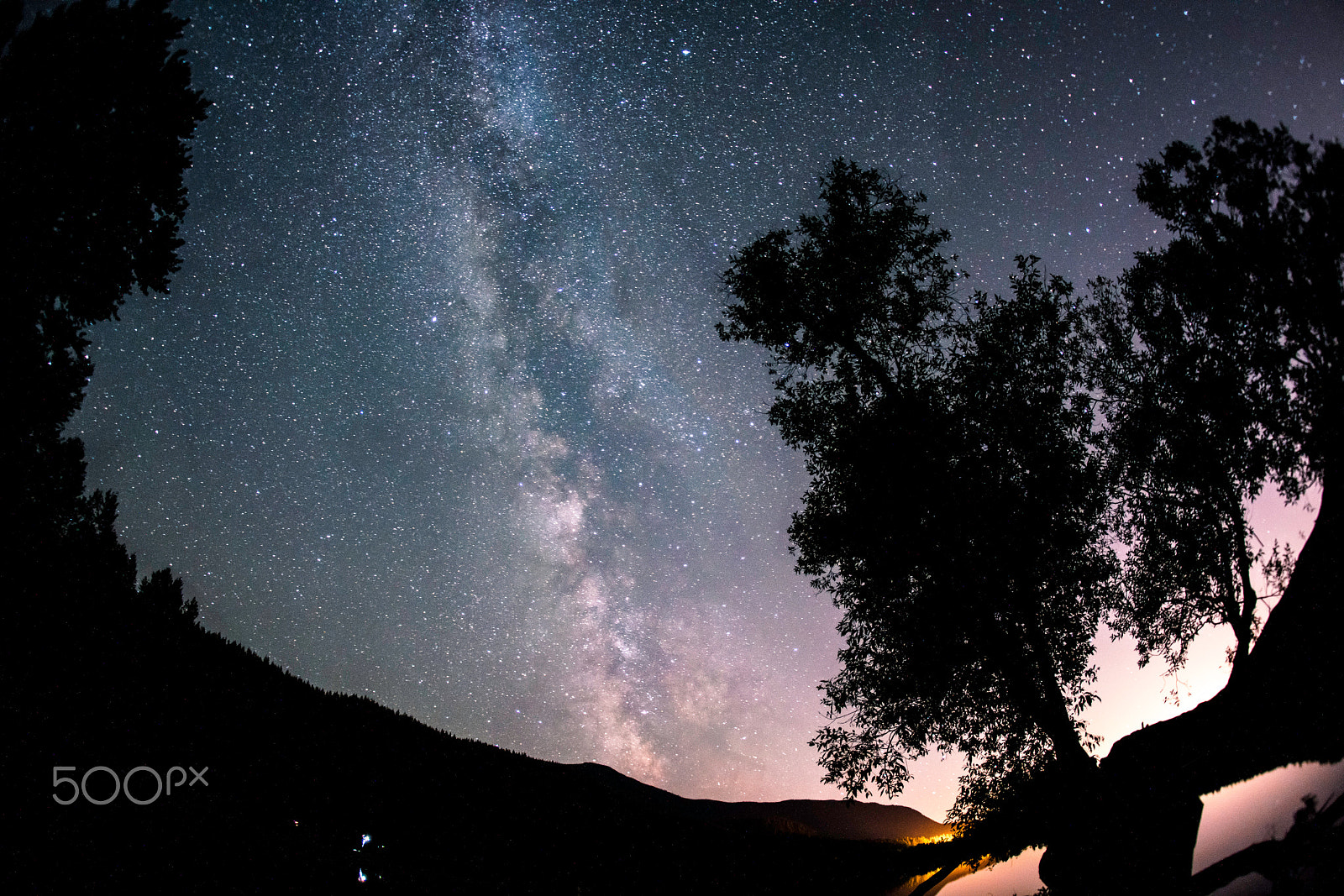 Sony a7R II + Sony 16mm F2.8 Fisheye sample photo. Milky way fisheye at rattlesnake lake photography