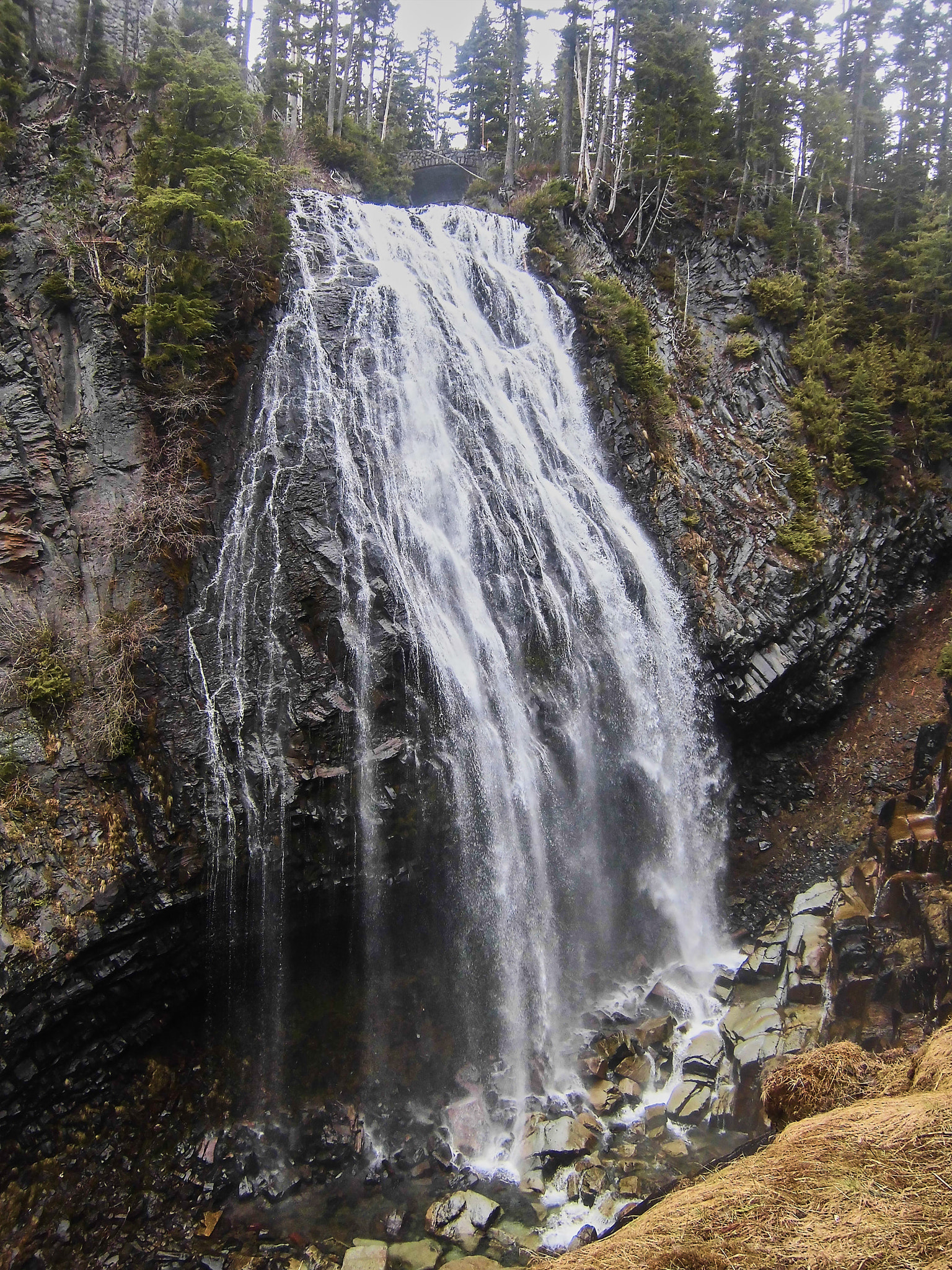 CASIO EX-ZS6 sample photo. Narada falls photography