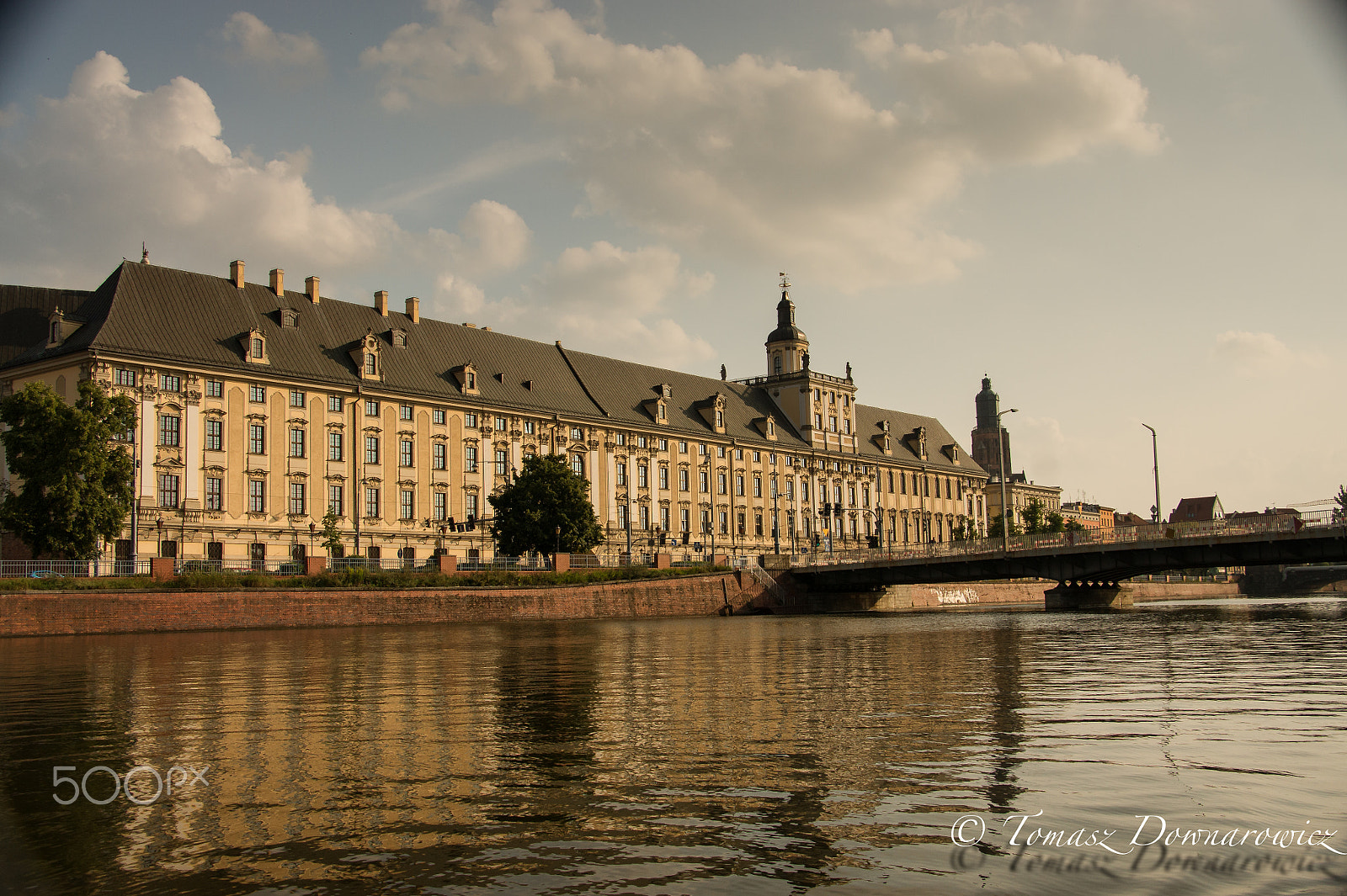 Sony Alpha DSLR-A550 sample photo. Wrocław university photography