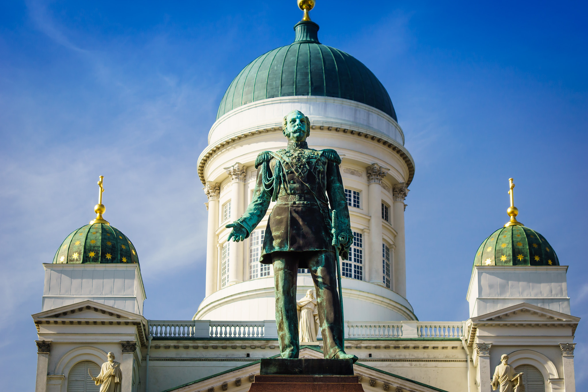 Sigma 17-70mm F2.8-4 DC Macro HSM sample photo. Staue of alexander ii photography