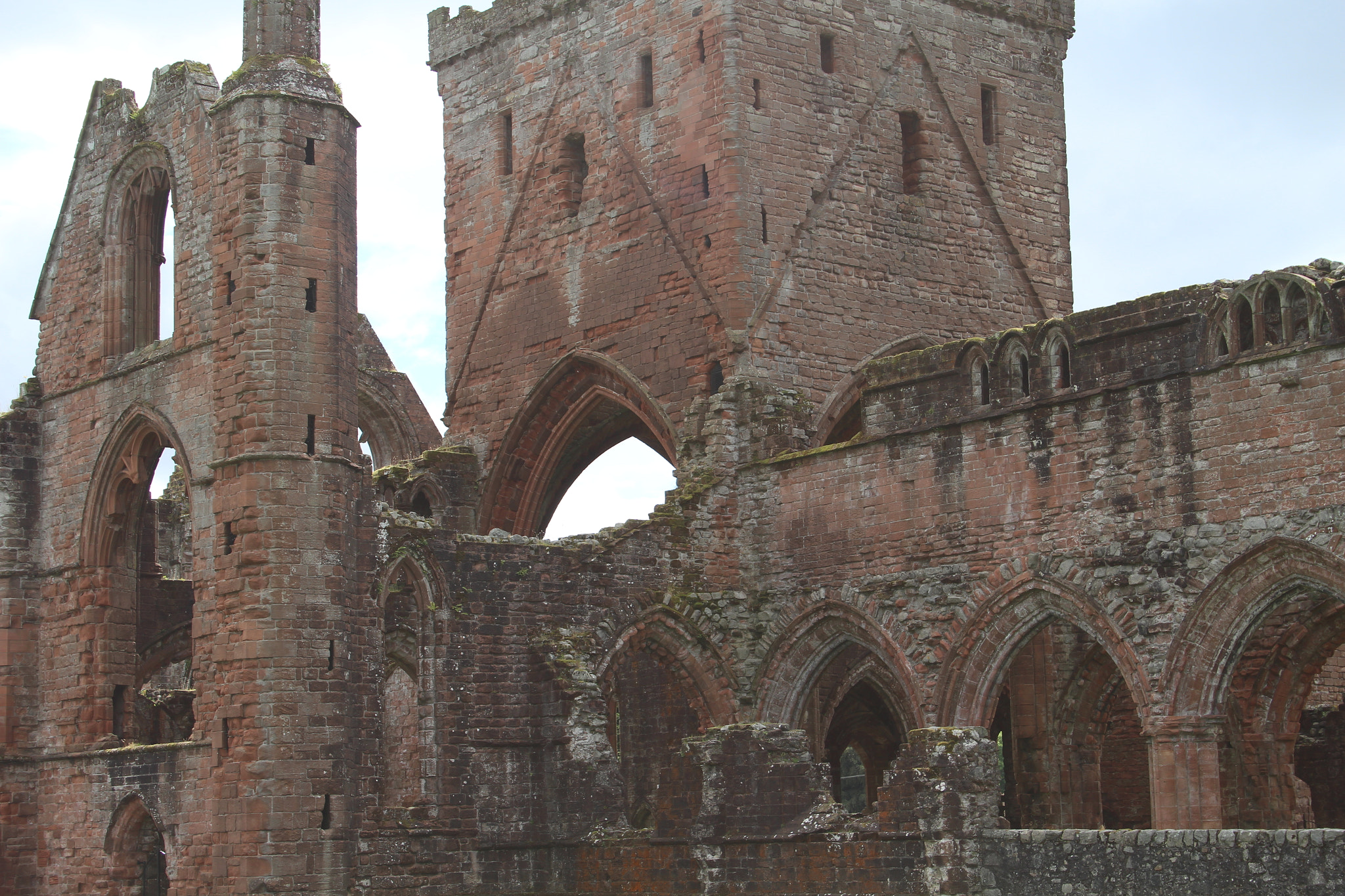 Canon EF-S 18-55mm F3.5-5.6 II sample photo. Sweetheart abbey photography