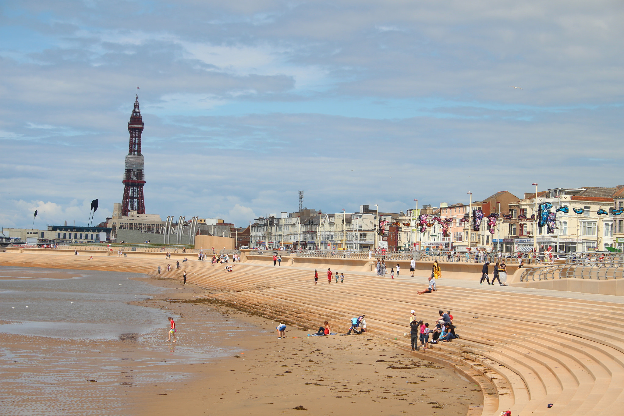 Canon EF-S 18-55mm F3.5-5.6 II sample photo. Blackpool, england, uk photography