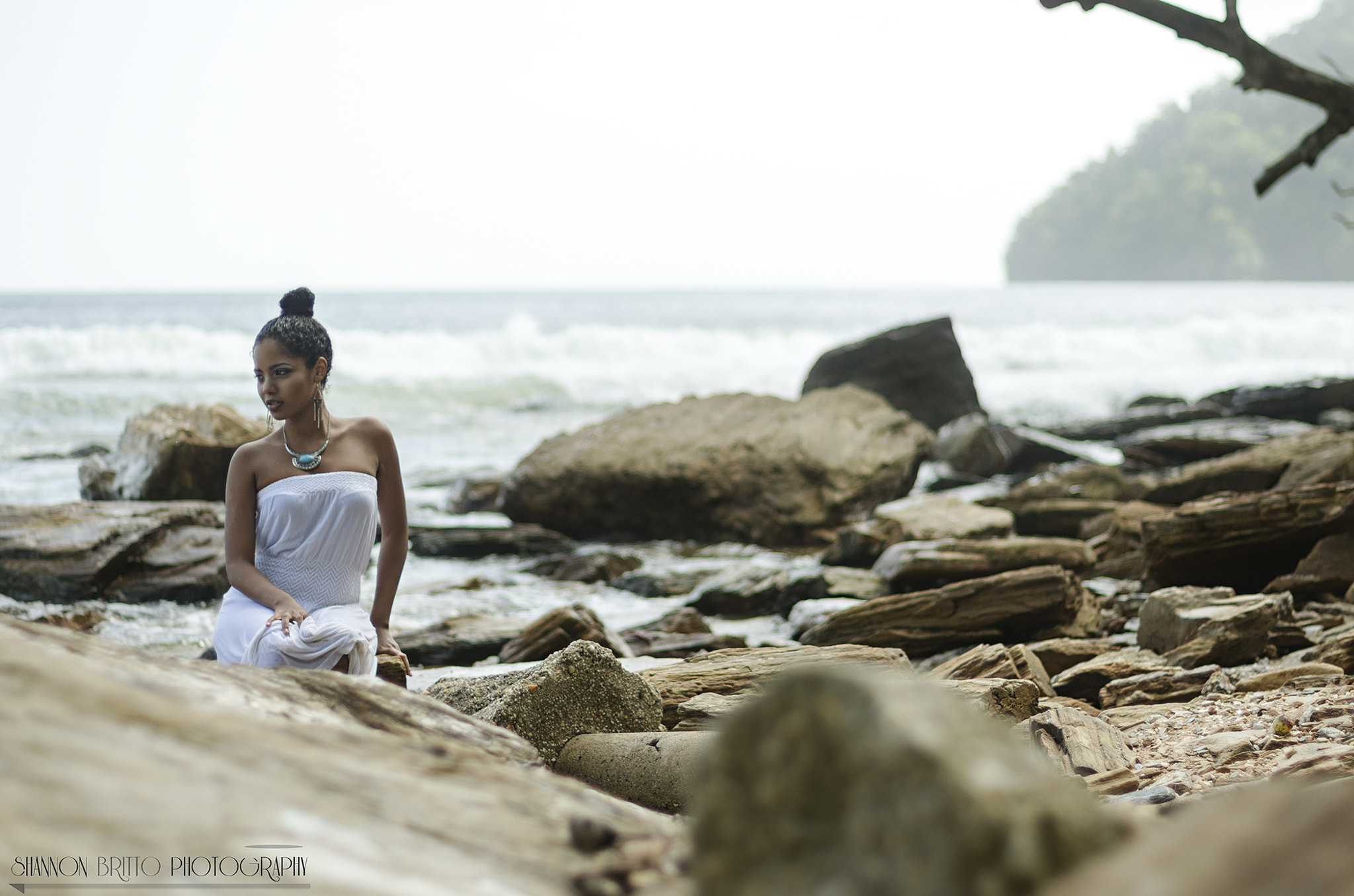 Pentax smc FA 50mm F1.4 sample photo. Pon the rock photography