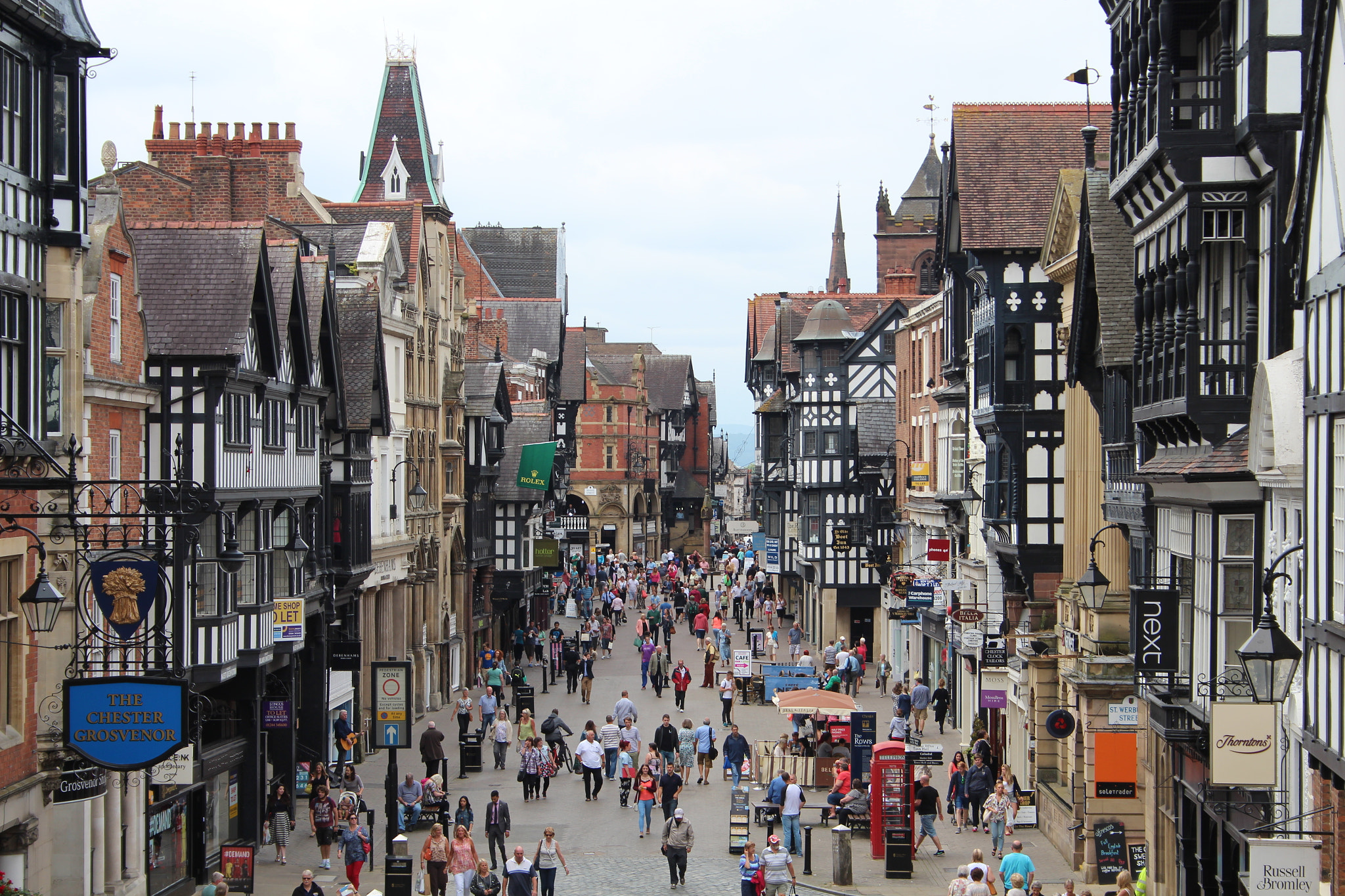 Canon EF-S 18-55mm F3.5-5.6 II sample photo. Chester, england, uk photography