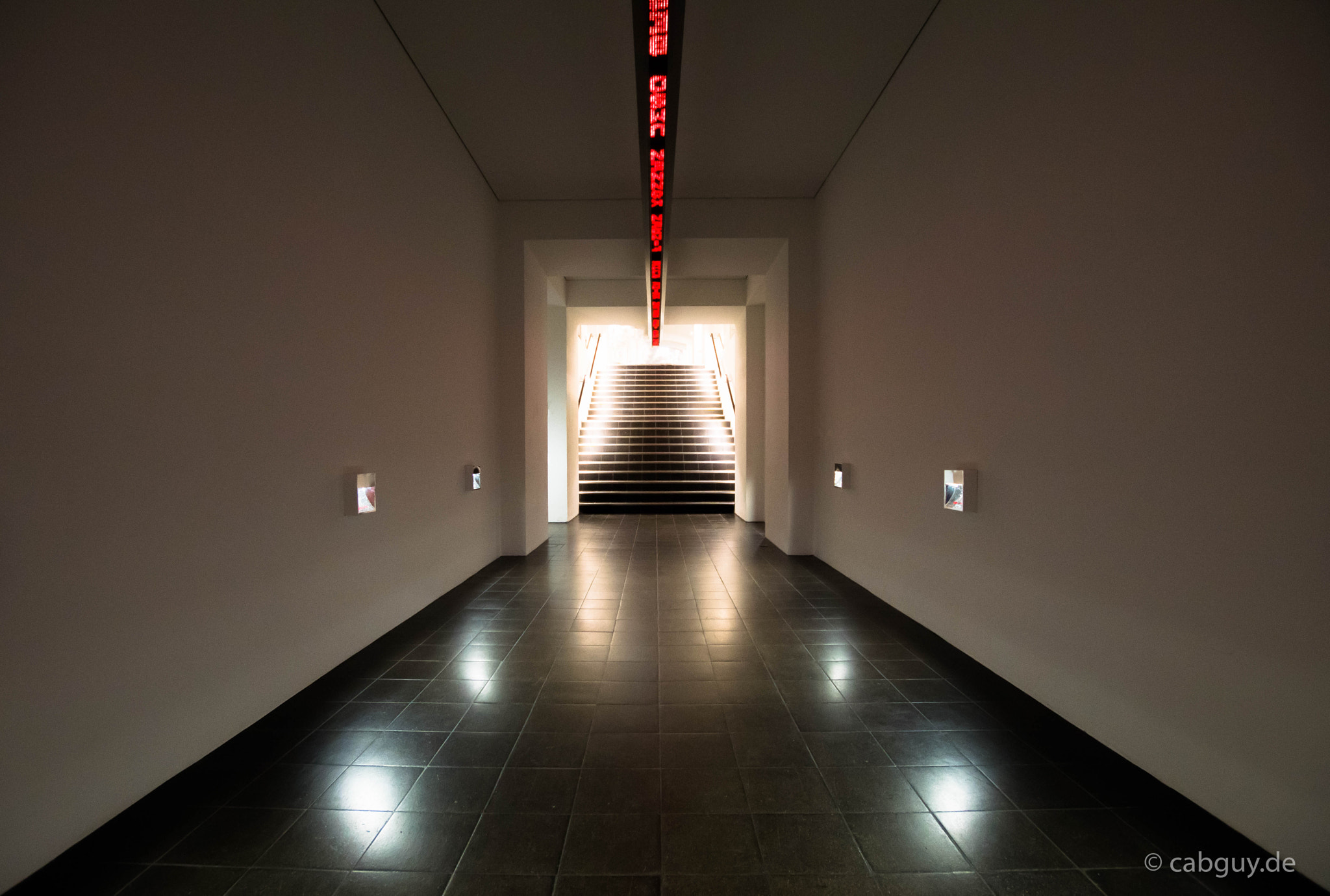 Sony ILCA-77M2 + Sigma 10-20mm F3.5 EX DC HSM sample photo. Light path photography