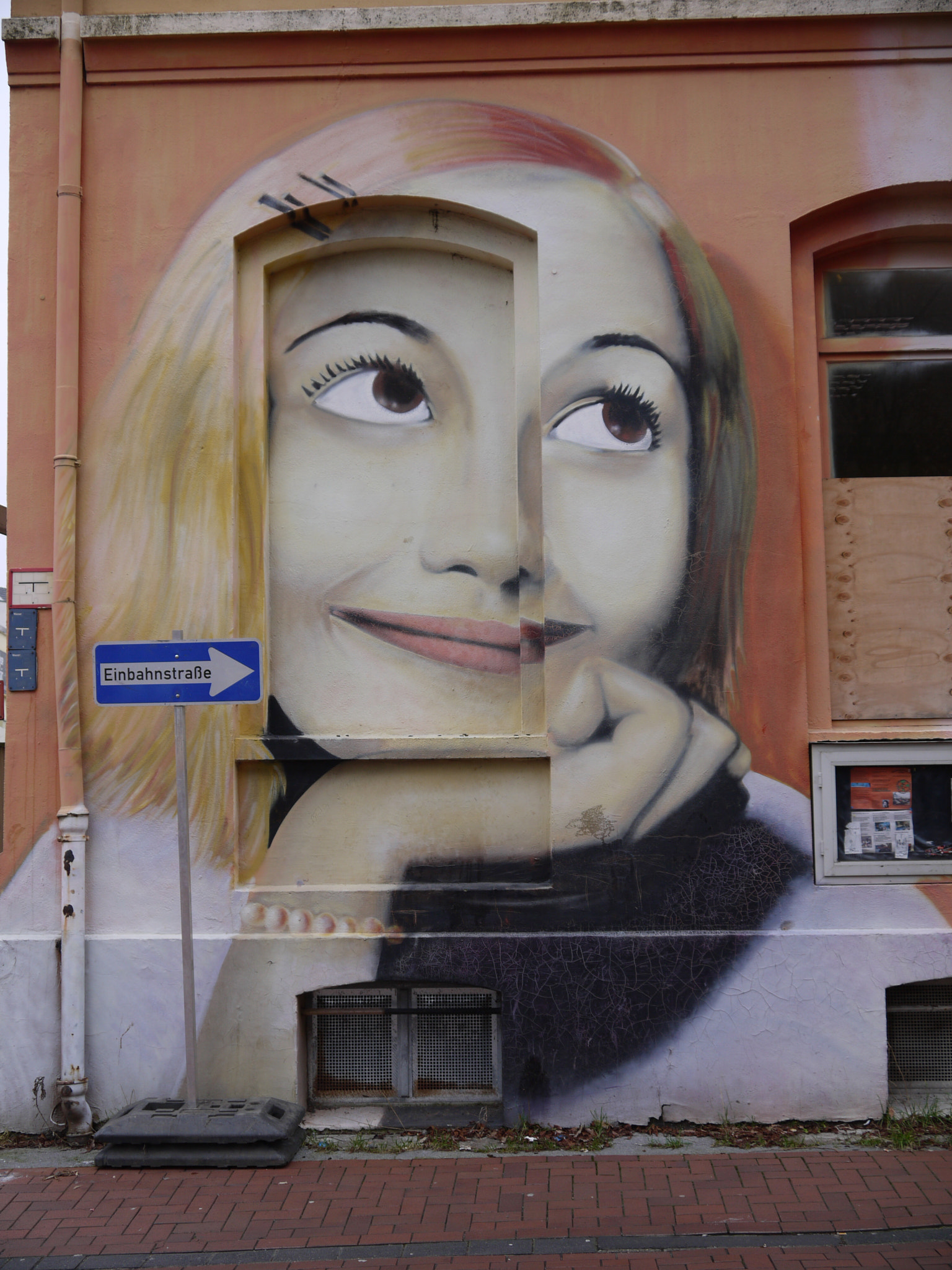 Panasonic Lumix DMC-G1 sample photo. Graffiti  photography