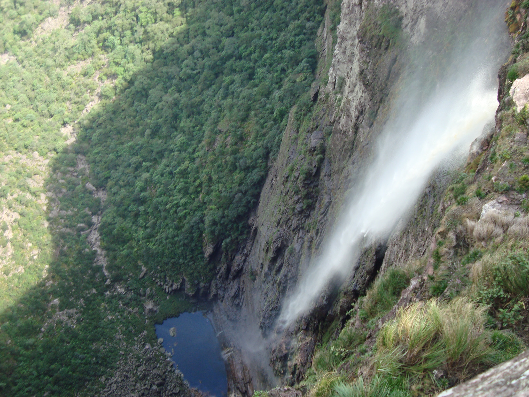 Sony Cyber-shot DSC-W110 sample photo. Experience on top of the second highest waterfall of brazil photography