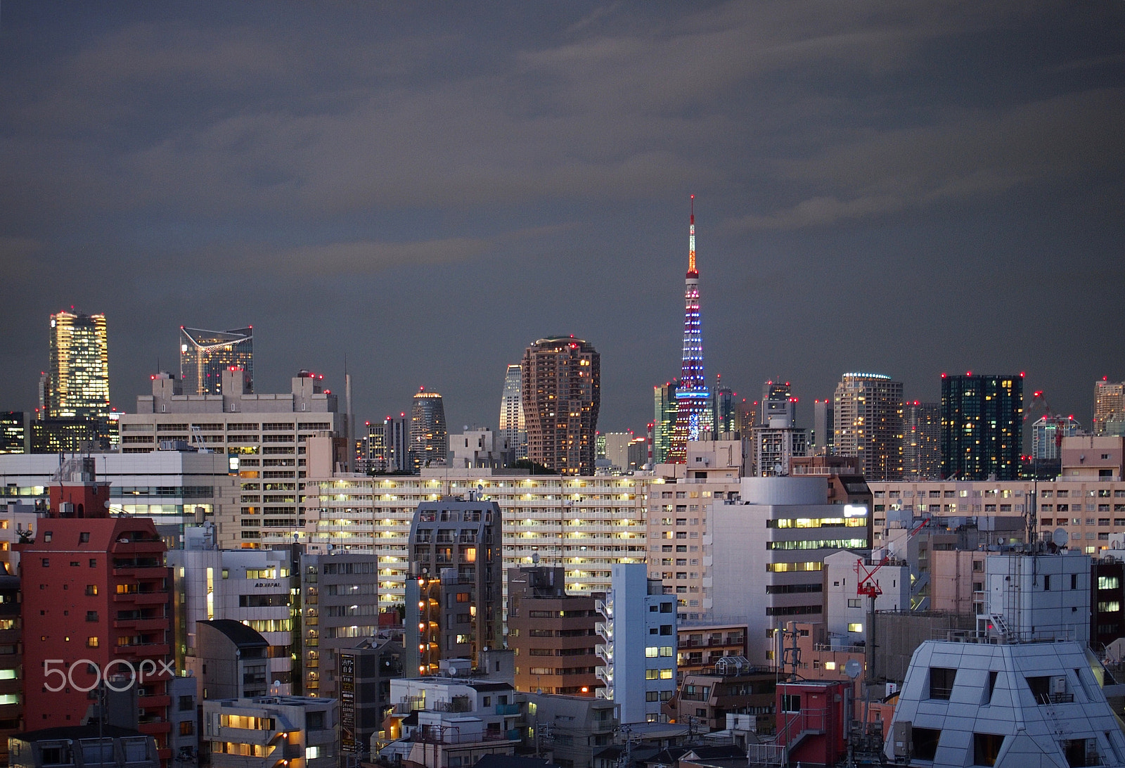 Olympus PEN E-P3 sample photo. Tokyo cityscape photography