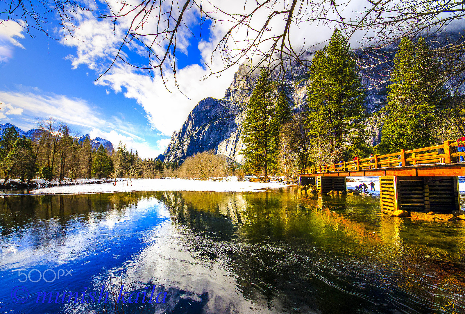Sigma 8-16mm F4.5-5.6 DC HSM sample photo. Swinging bridge photography