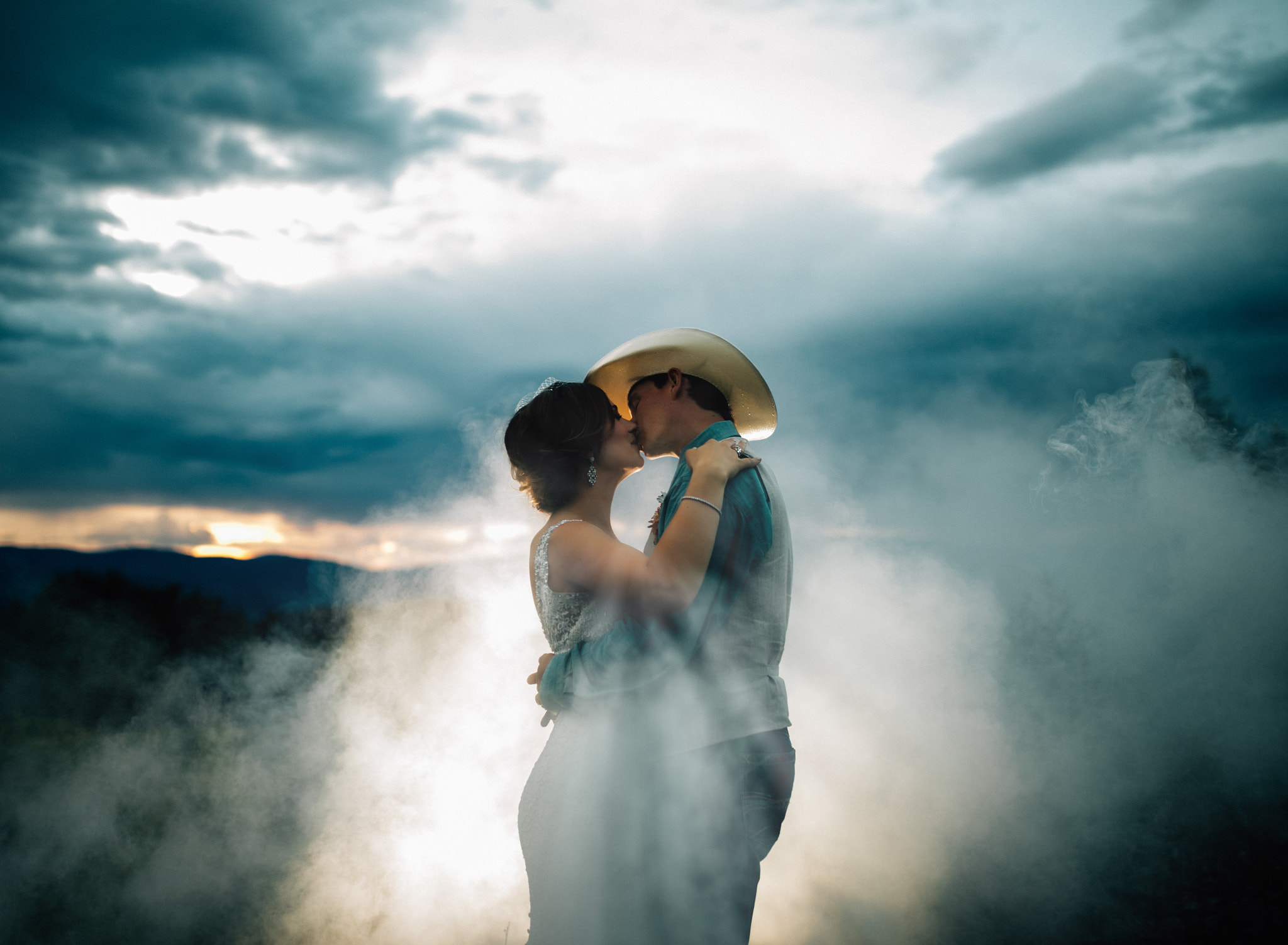 Canon EOS 5DS + Sigma 35mm F1.4 DG HSM Art sample photo. The cowboy wedding photography