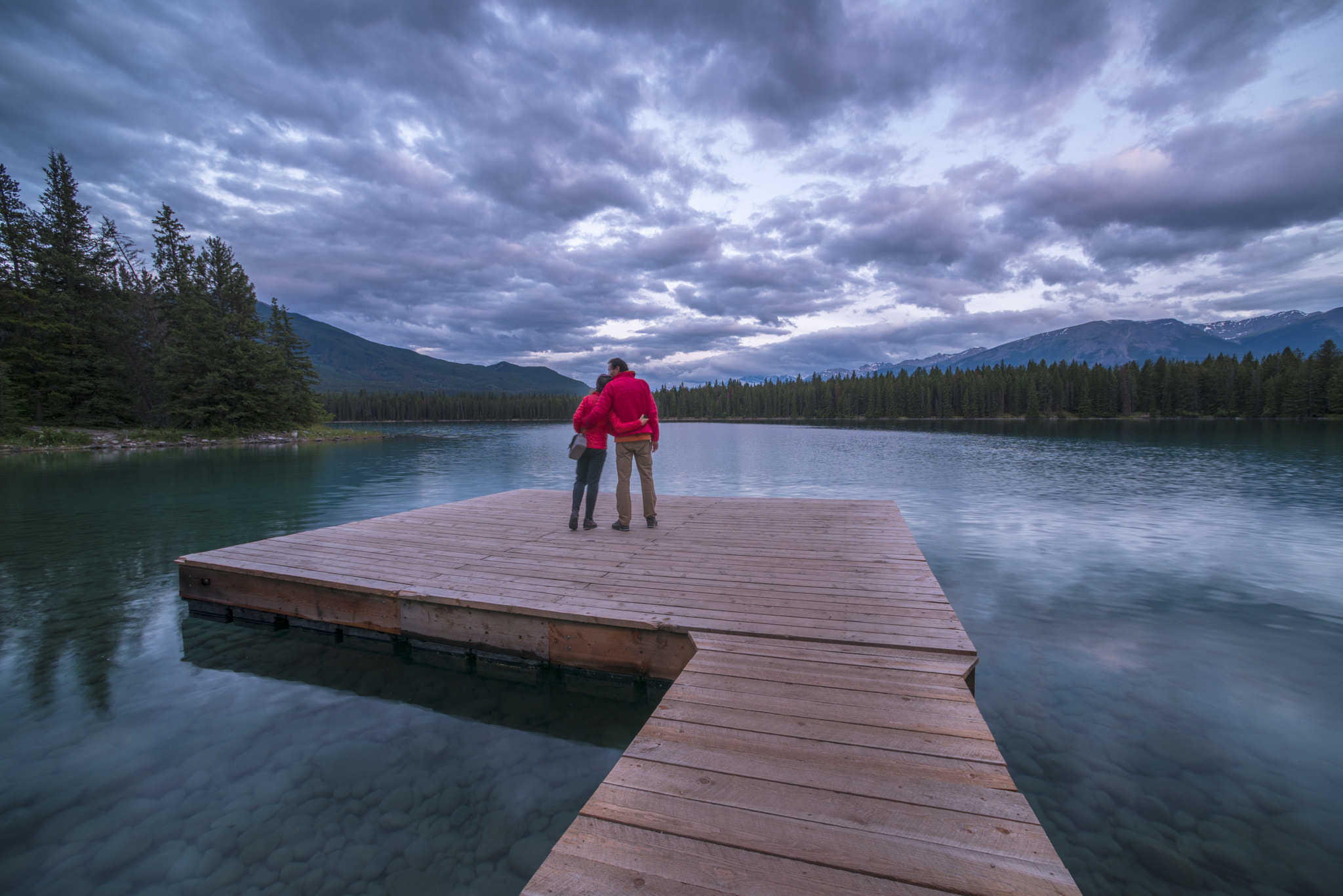 Nikon D810A + Nikon AF Nikkor 14mm F2.8D ED sample photo. Evening embrace photography