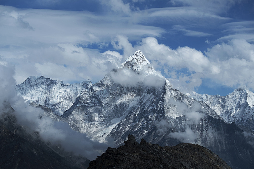 Fujifilm X-Pro1 + Fujifilm XC 50-230mm F4.5-6.7 OIS sample photo. Ama dablam (6812m), nepal photography