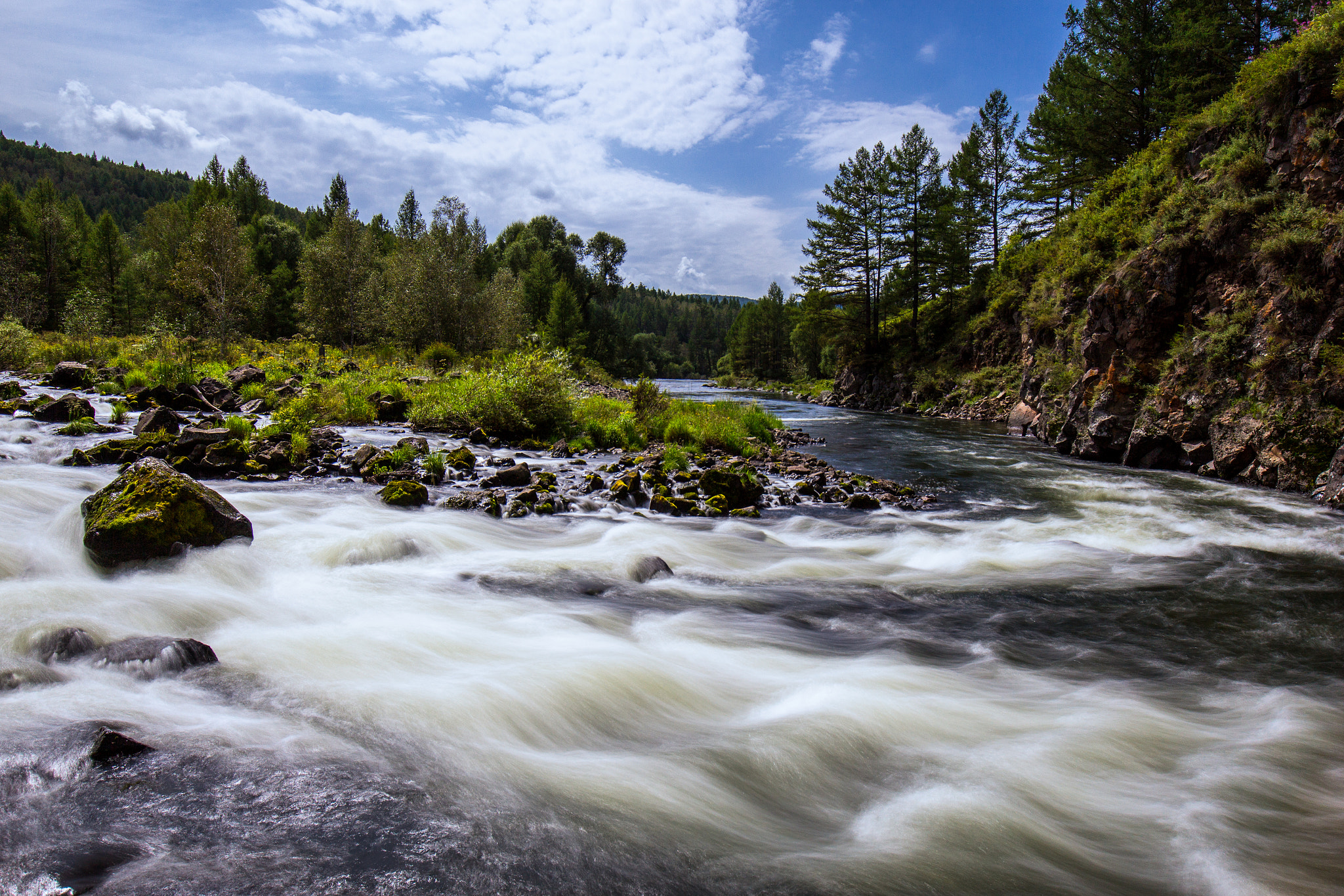 Canon EOS 60D + Canon EF 16-35mm F4L IS USM sample photo. Arxan river photography