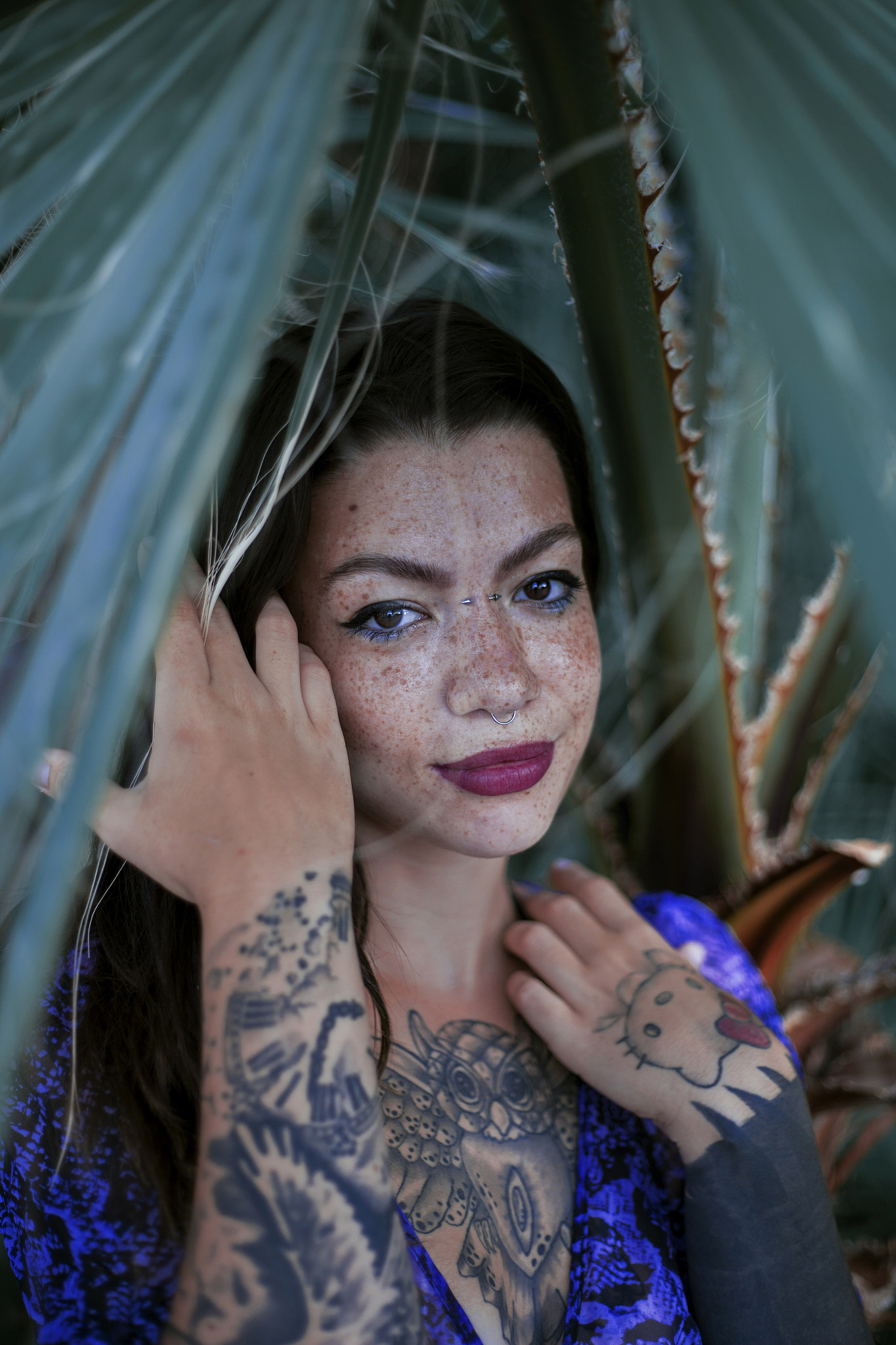 Canon EOS-1Ds Mark II + Canon EF 50mm F1.8 II sample photo. Art itself photography