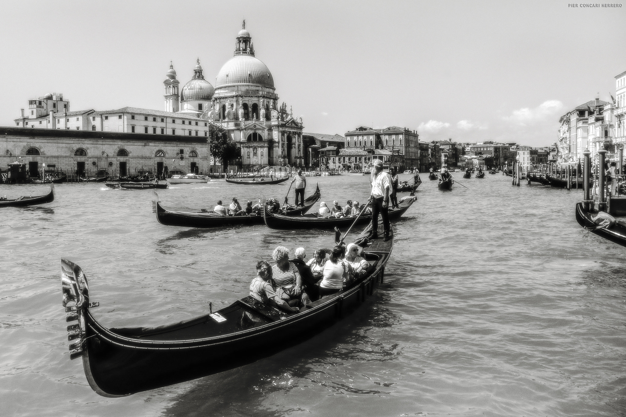 Panasonic Lumix DMC-GH2 sample photo. Canal photography