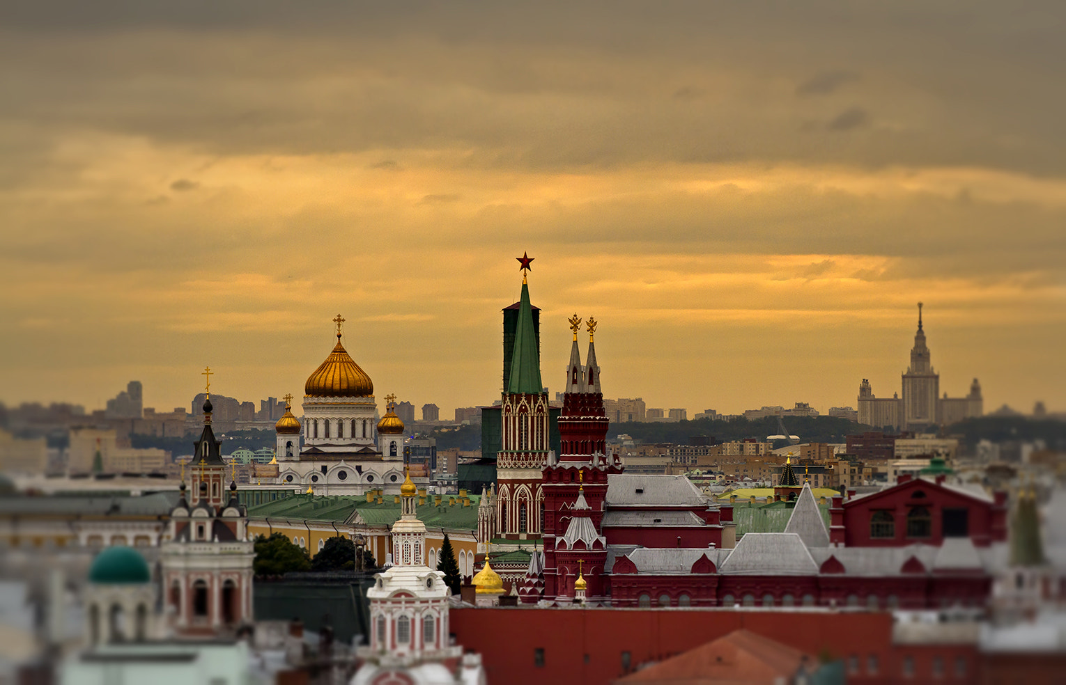 Canon EF 100mm F2.0 USM sample photo. Moscow viewpoint photography