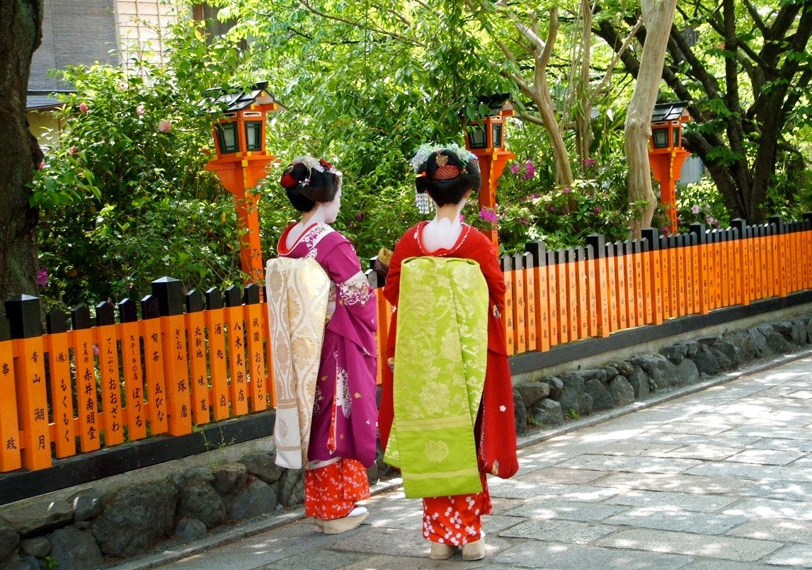 Fujifilm FinePix S3100 sample photo. Kimono photography