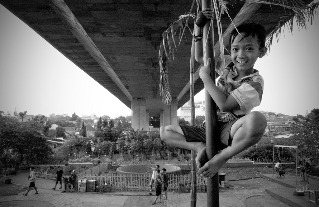 Leica M9 + Leica Elmarit-M 24mm F2.8 ASPH sample photo. Urban play photography