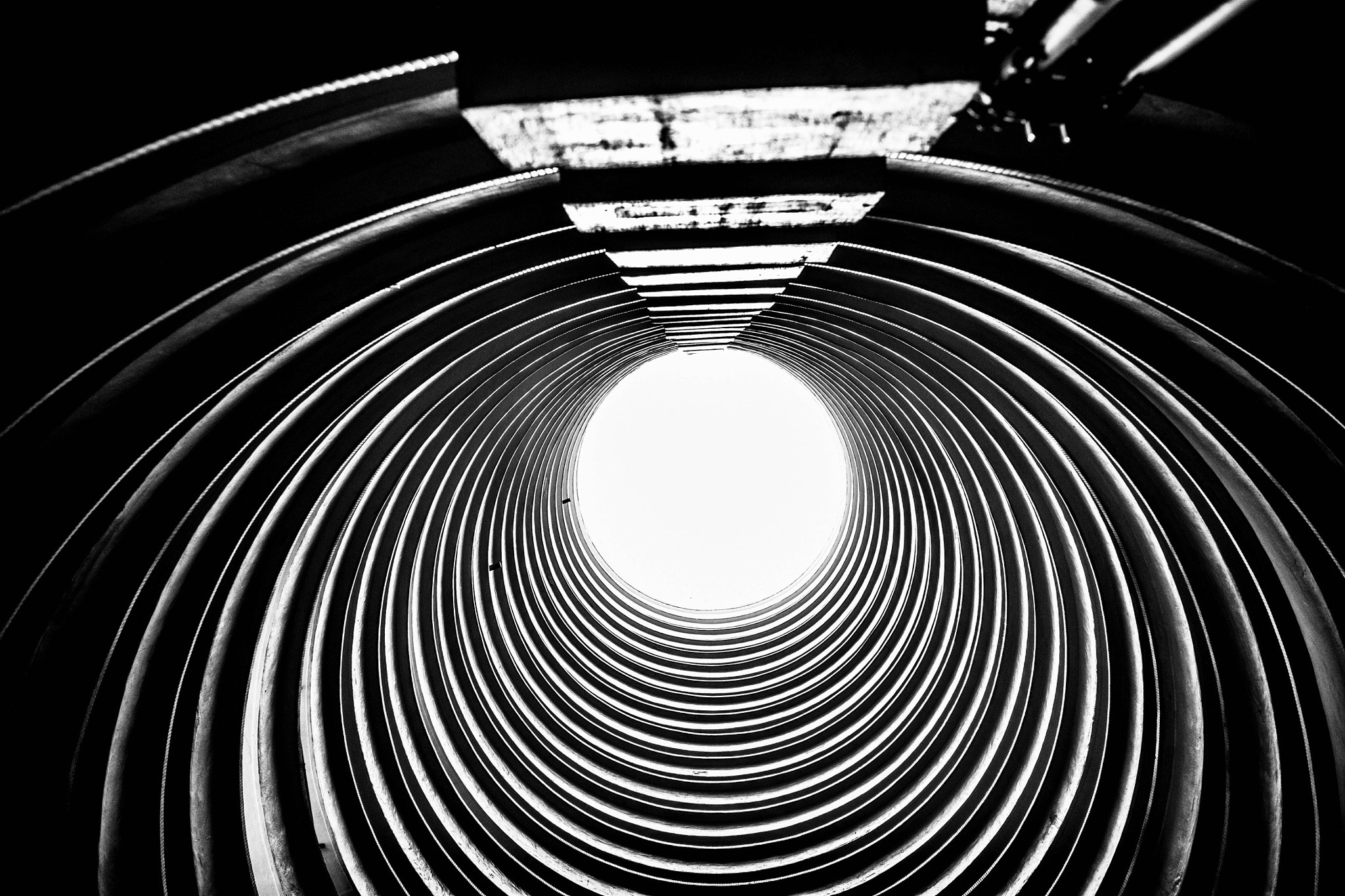 Leica Noctilux-M 50mm F0.95 ASPH sample photo. Spiral photography