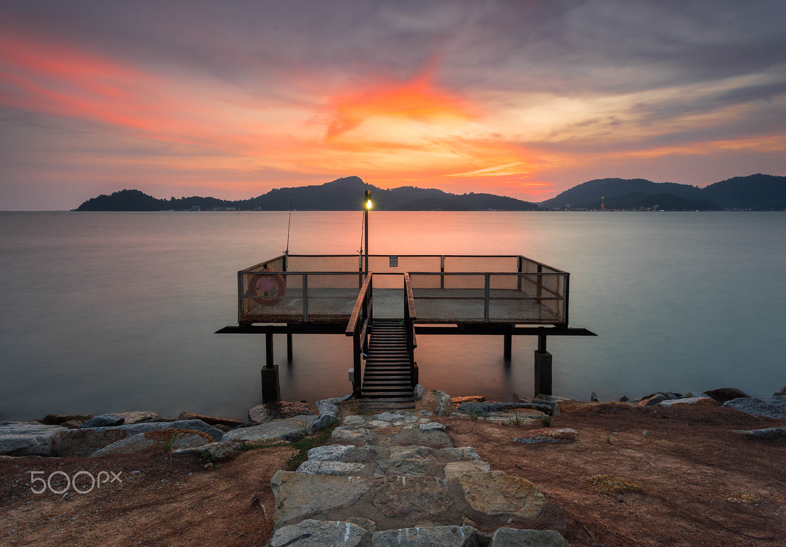 Sony a7 + Canon EF 17-40mm F4L USM sample photo. Sunset at rockbund marina island, perak photography