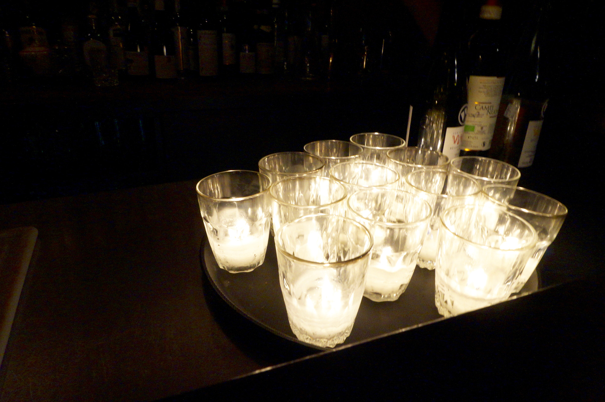 Sony Alpha NEX-3N + Sony E 18-50mm F4-5.6 sample photo. Candles in glasses photography