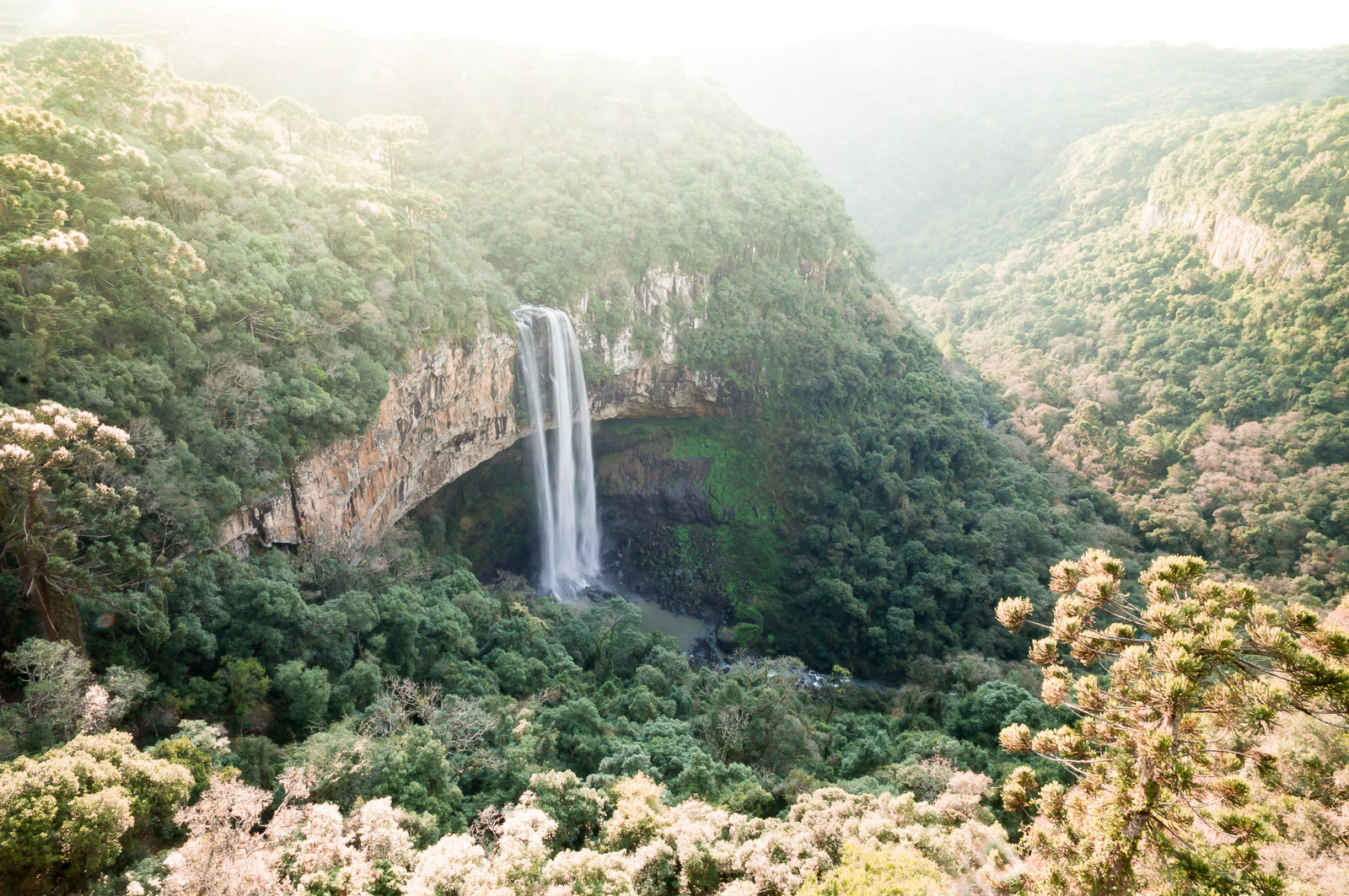 Sony Alpha NEX-F3 + ZEISS Touit 12mm F2.8 sample photo. Cascata do caracol photography
