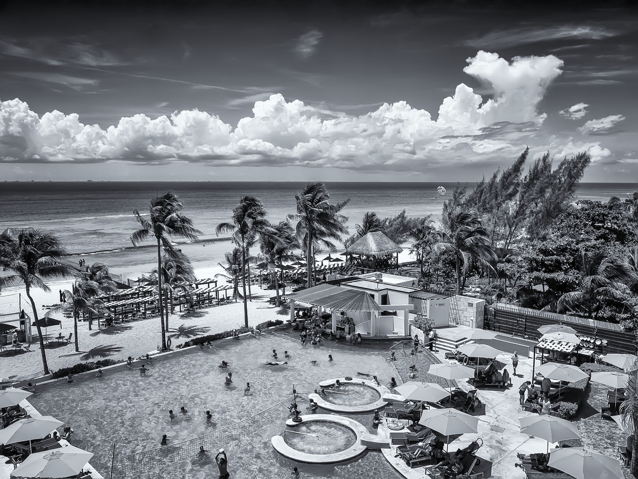 Panasonic Lumix DMC-GX1 sample photo. Cancun-azul fives photography