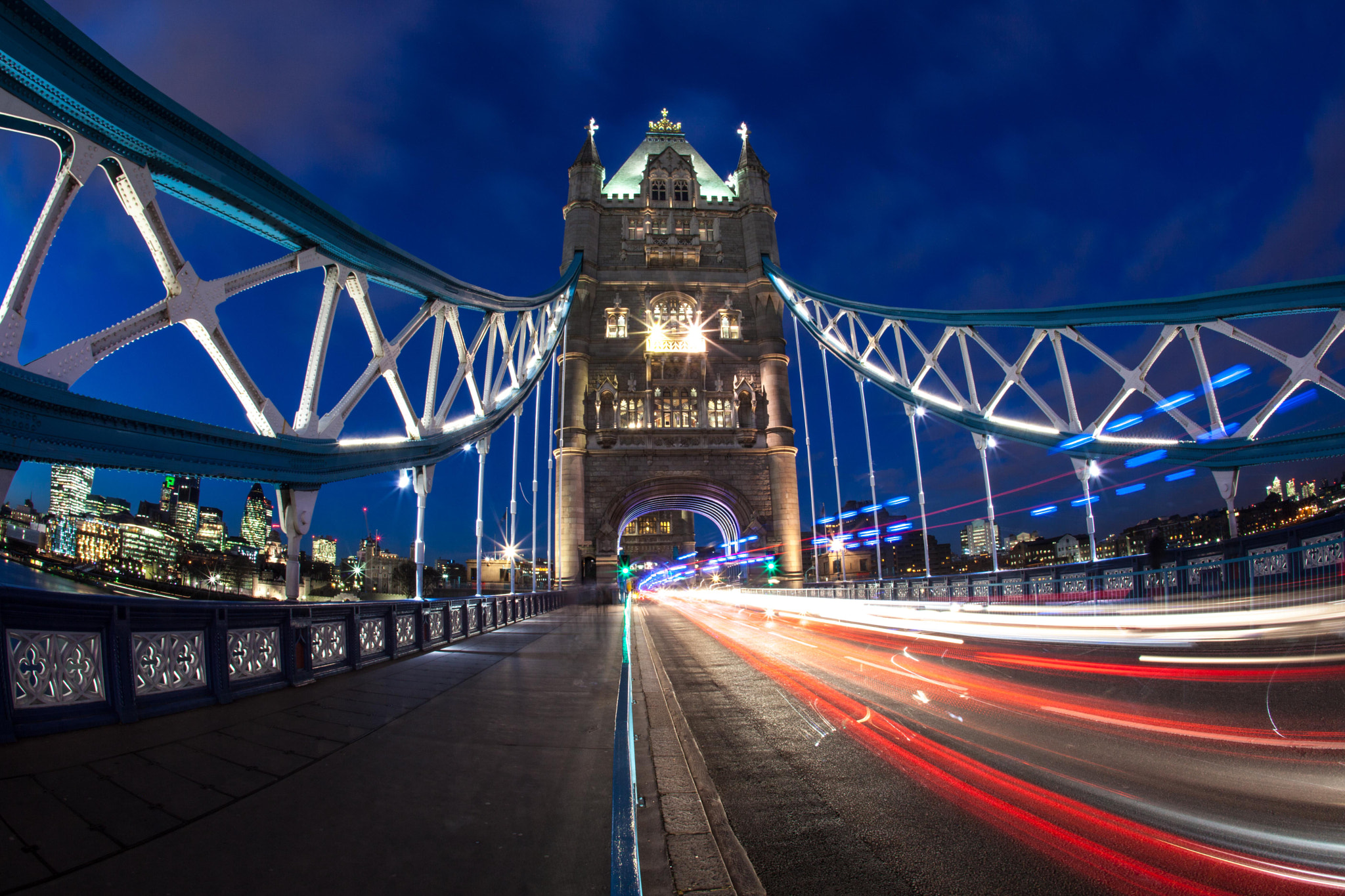 Canon EF 15mm F2.8 Fisheye sample photo. Tower bridge photography
