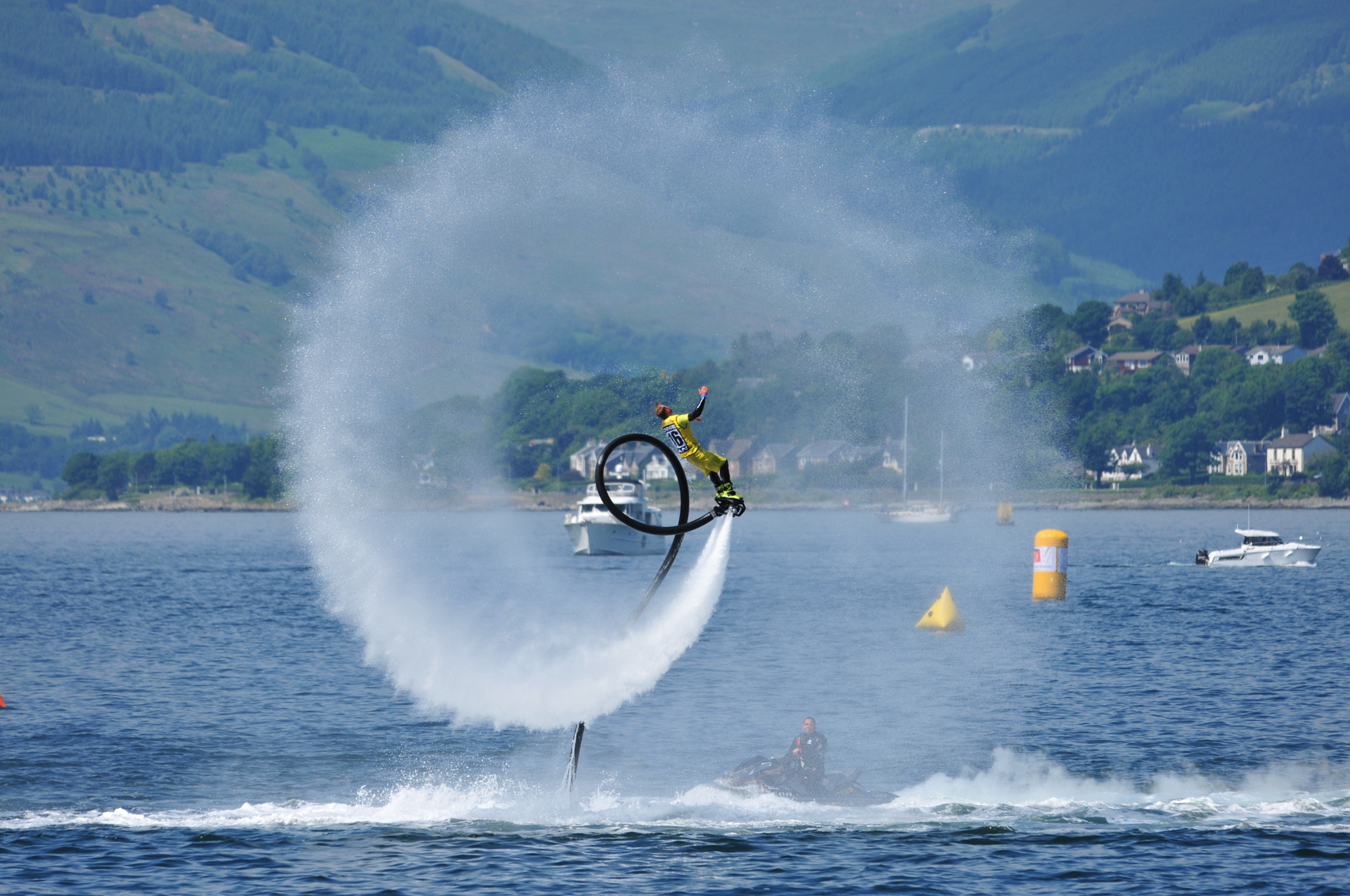 Sigma 120-400mm F4.5-5.6 DG OS HSM sample photo. Very skilful photography