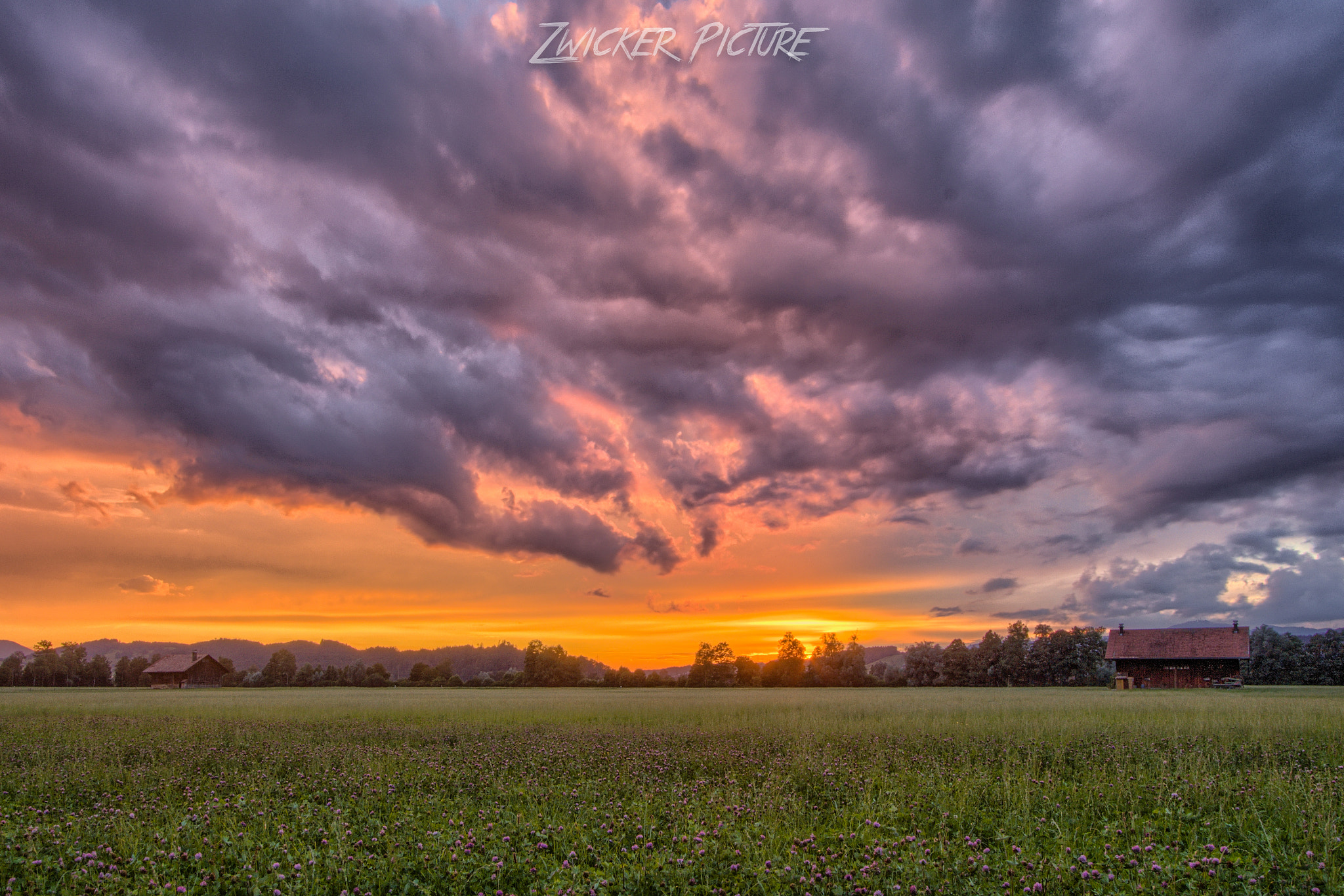 10.0 - 22.0 mm sample photo. Thunderstorm meets sunset photography