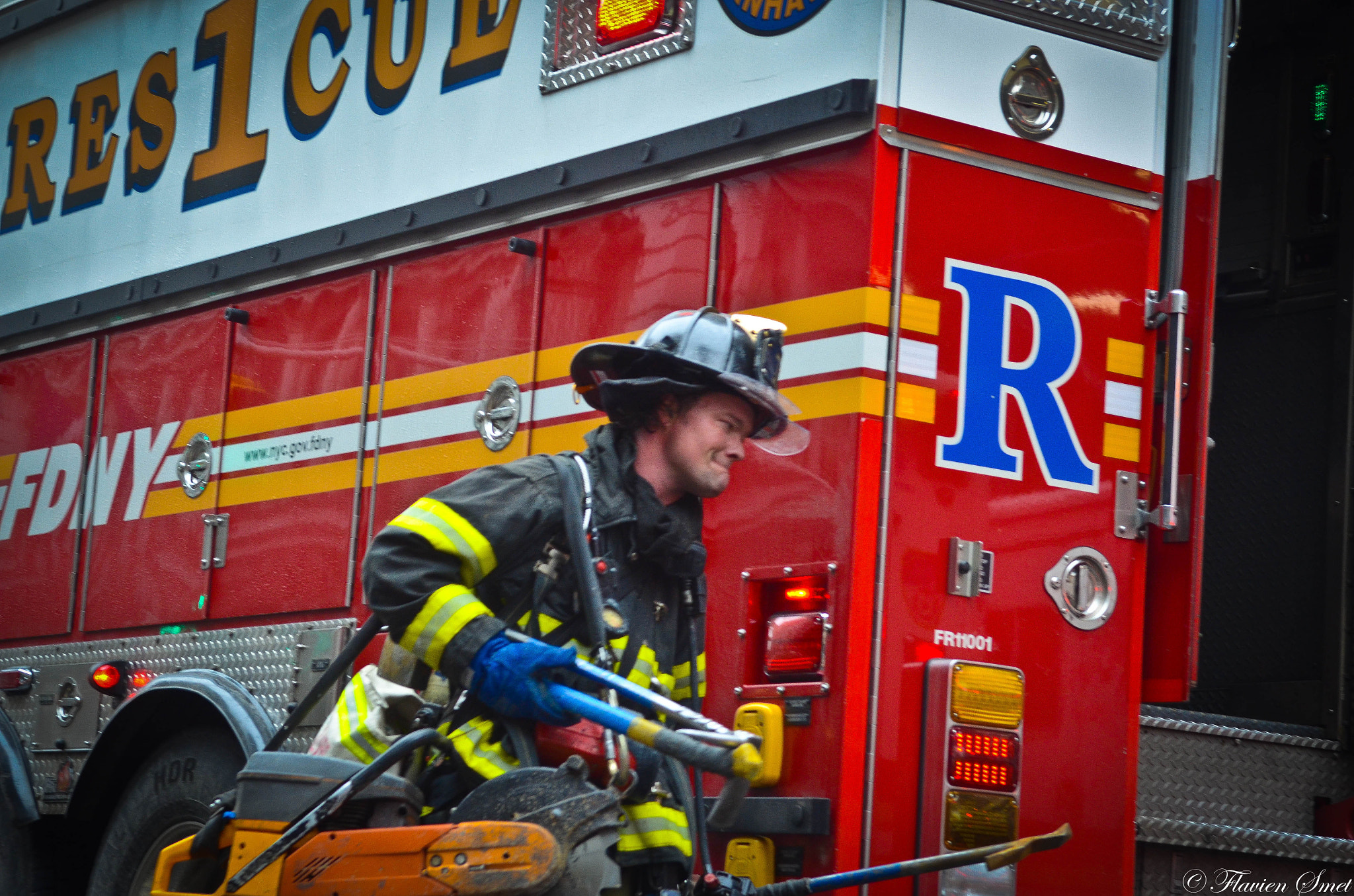 Nikon AF-S Nikkor 28-70mm F2.8 ED-IF sample photo. Fdny photography