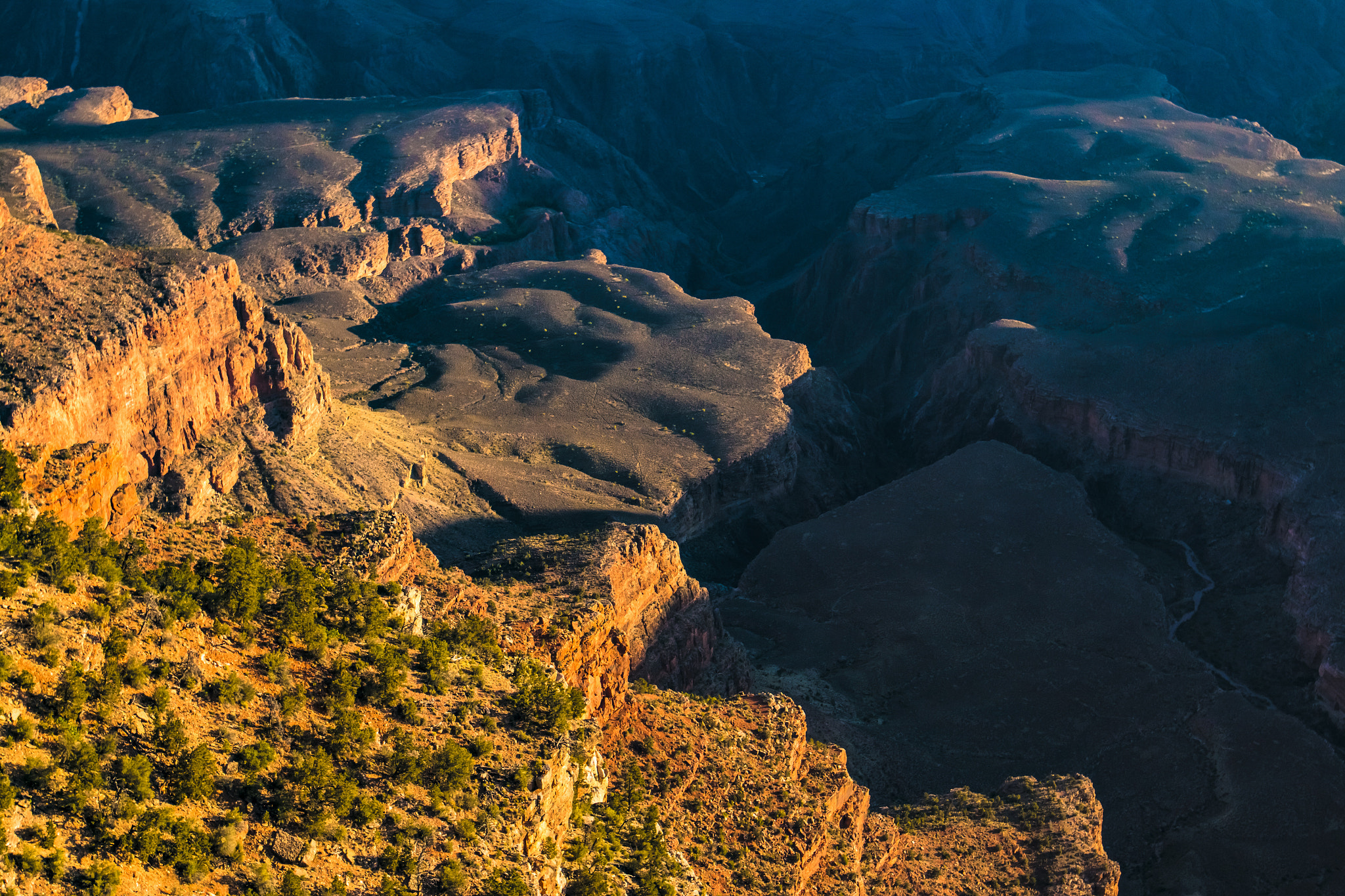 Canon EOS 70D + Canon EF 300mm f/2.8L sample photo. Abstract landscape photography