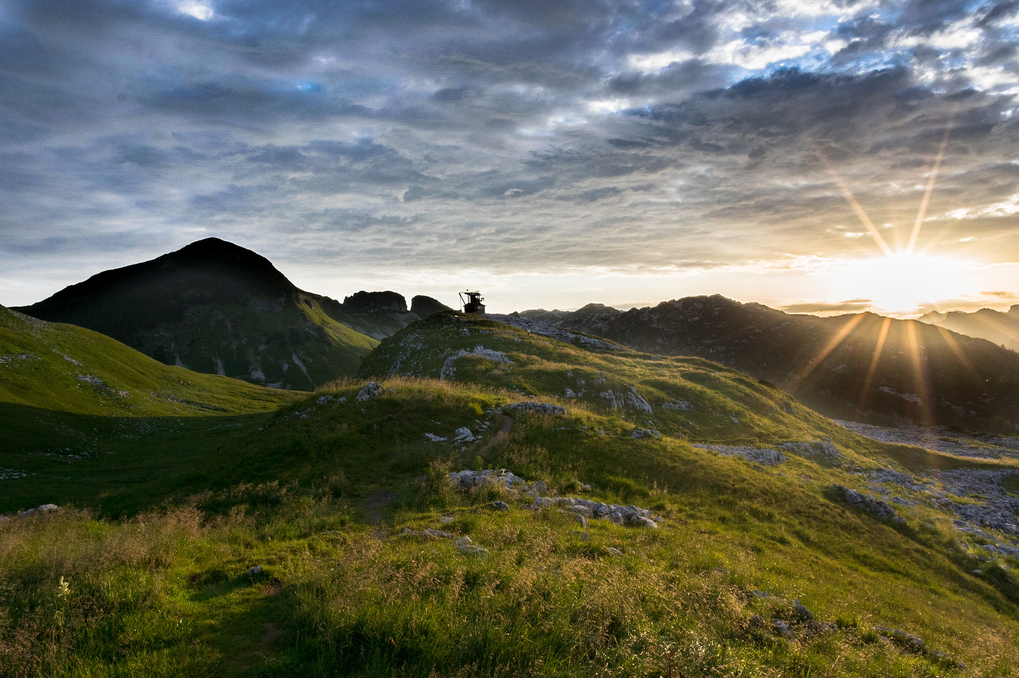 Pentax smc DA 15mm F4 ED AL Limited sample photo. Alpine sunrise photography