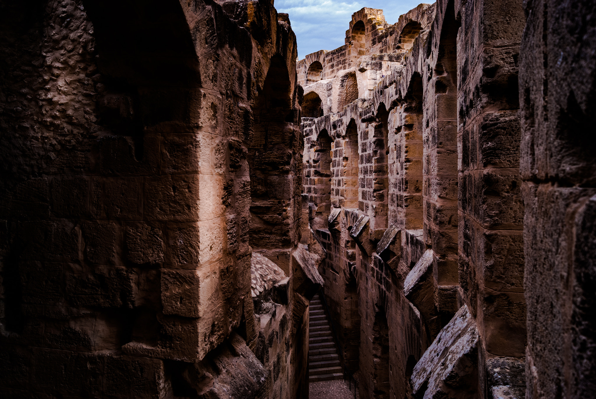 Sony Alpha DSLR-A230 + Sony DT 18-55mm F3.5-5.6 SAM sample photo. El djem photography