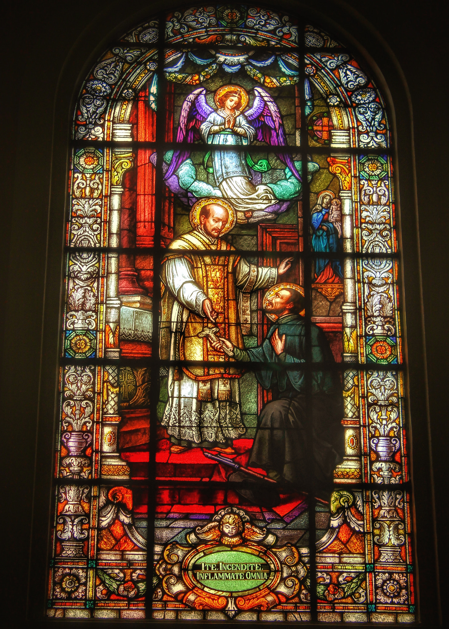 Canon EF-S 18-55mm F3.5-5.6 IS II sample photo. Stain glass art photography