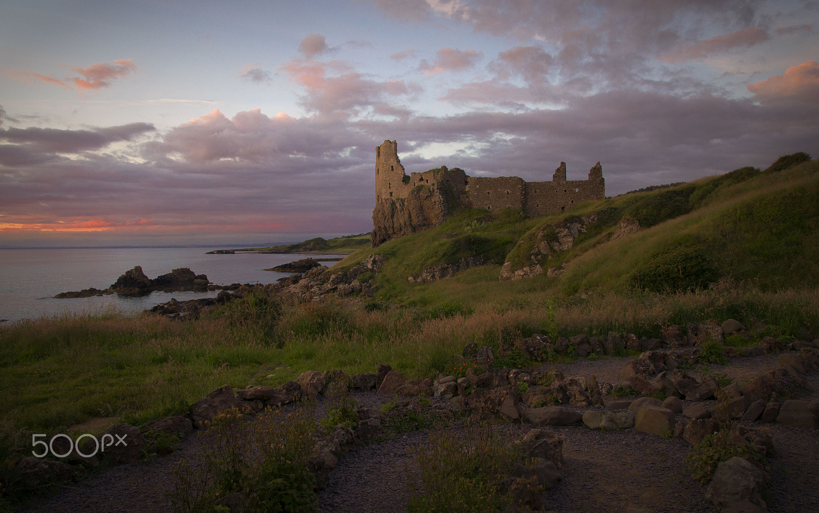 Sony Alpha DSLR-A550 sample photo. A castle by the sea photography