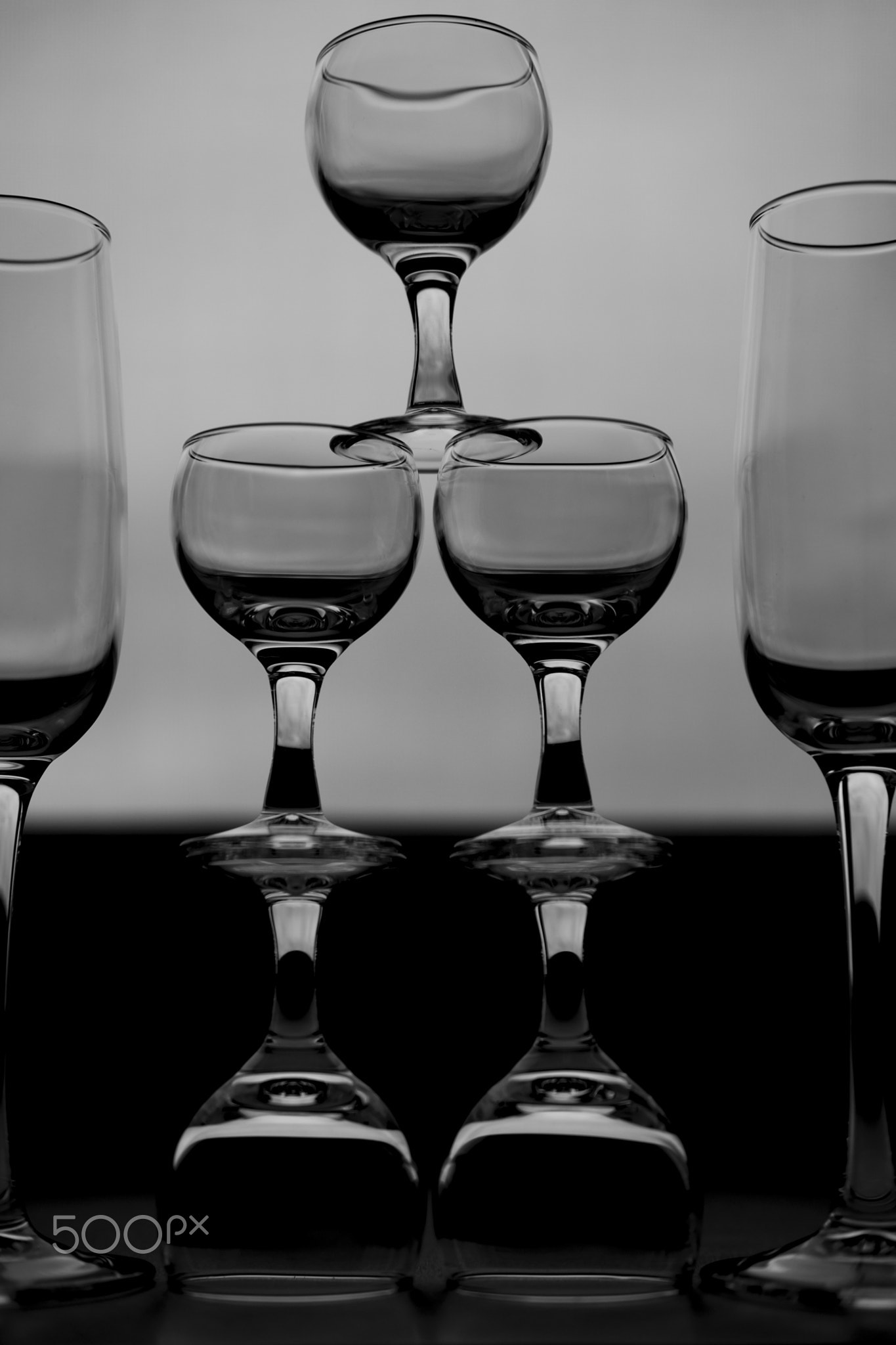 wine glass art , fujifilm x-pro2 acros black and white