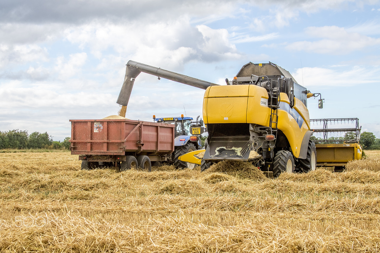 Canon EF 28-135mm F3.5-5.6 IS USM sample photo. Combine harvester 2 photography