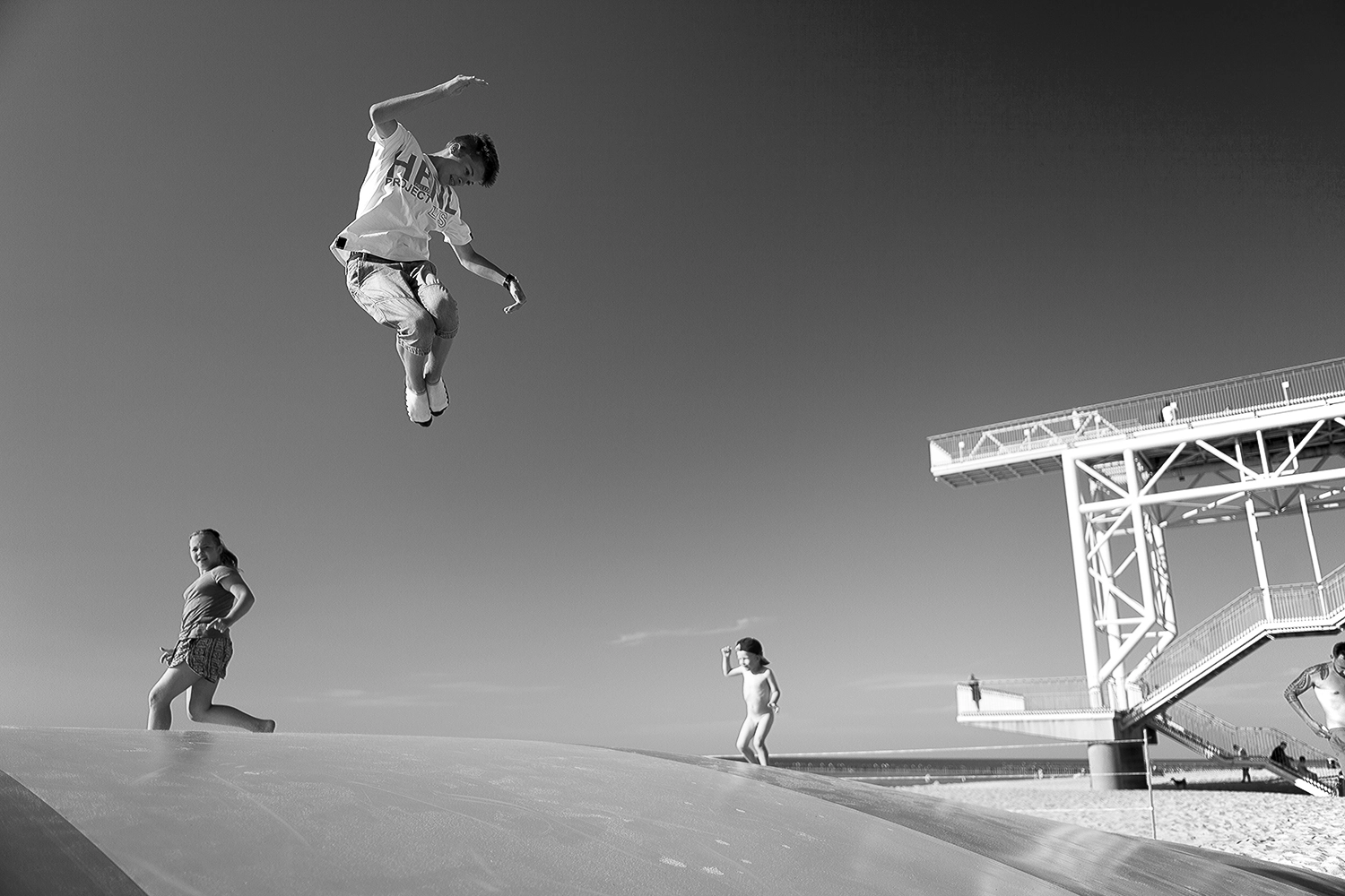 Canon EOS 5D Mark II + Sigma 24-35mm F2 DG HSM Art sample photo. Jump boy !!! photography