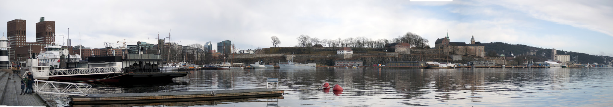 Nikon D5000 sample photo. Akerbrygge panorama photography