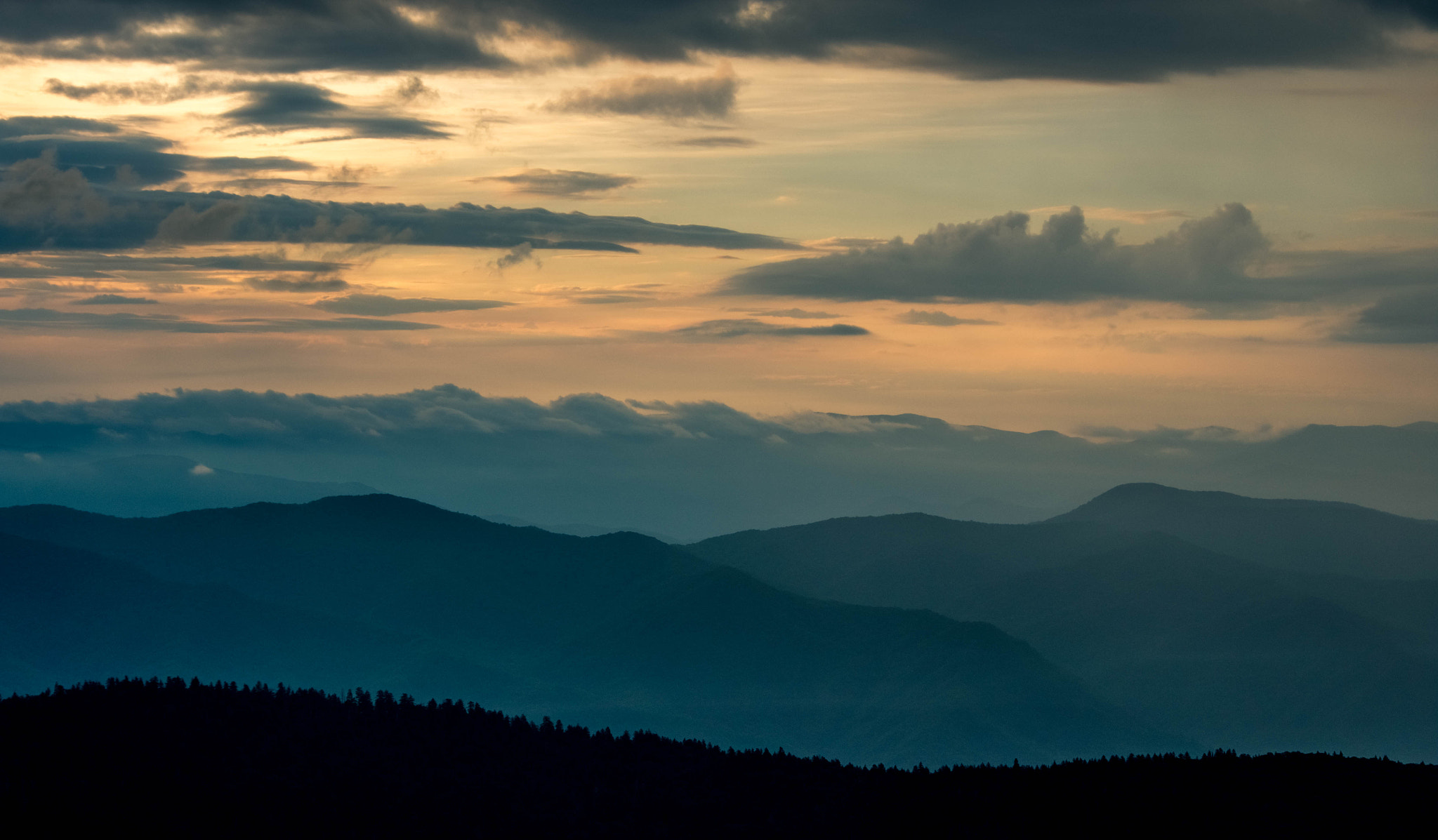smc PENTAX-DA L 55-300mm F4-5.8 ED sample photo. Breath of mountains.jpg photography