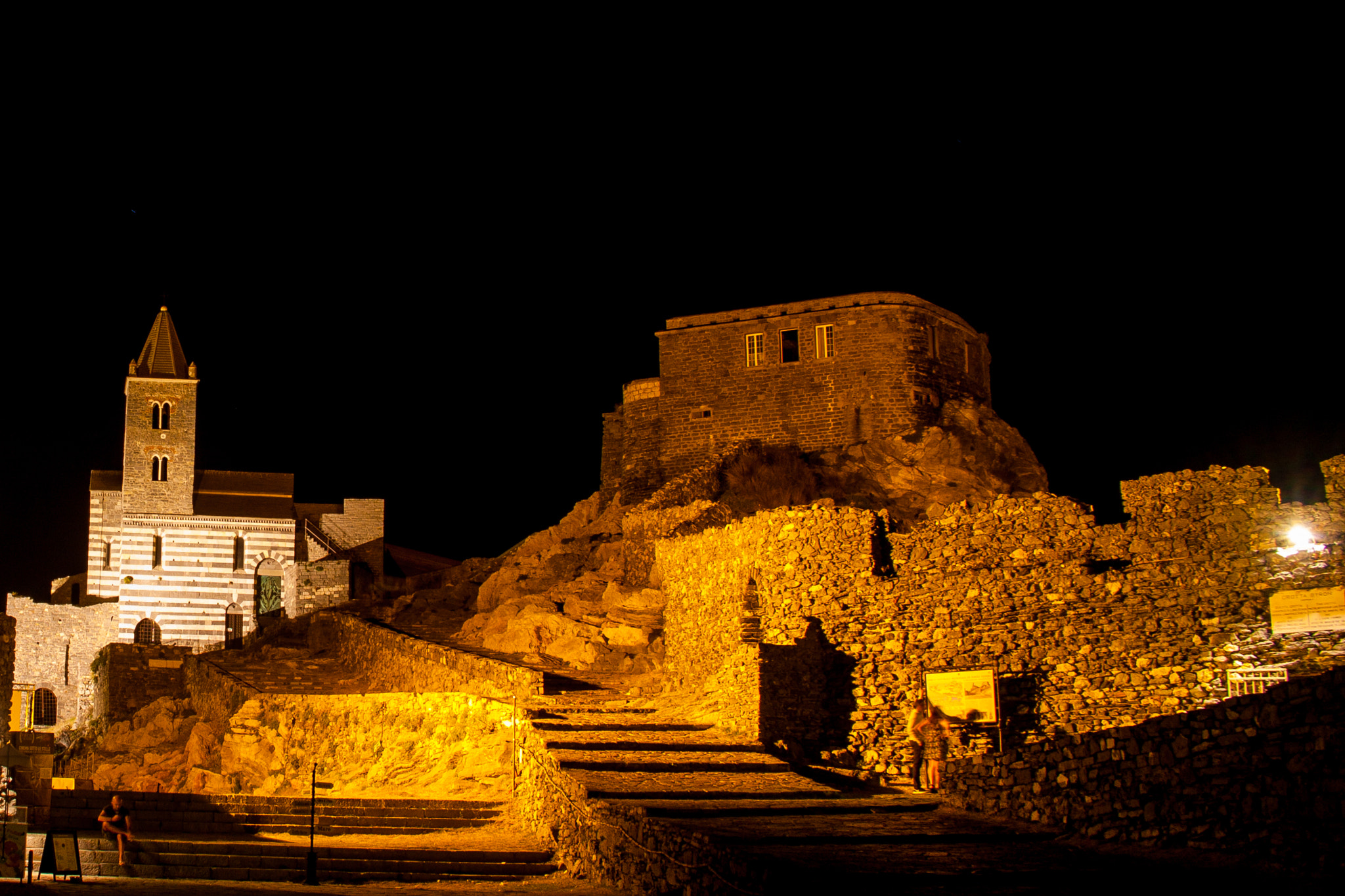 Canon EOS 50D + Sigma 18-50mm f/3.5-5.6 DC sample photo. San pietro, portovenere (sp) photography