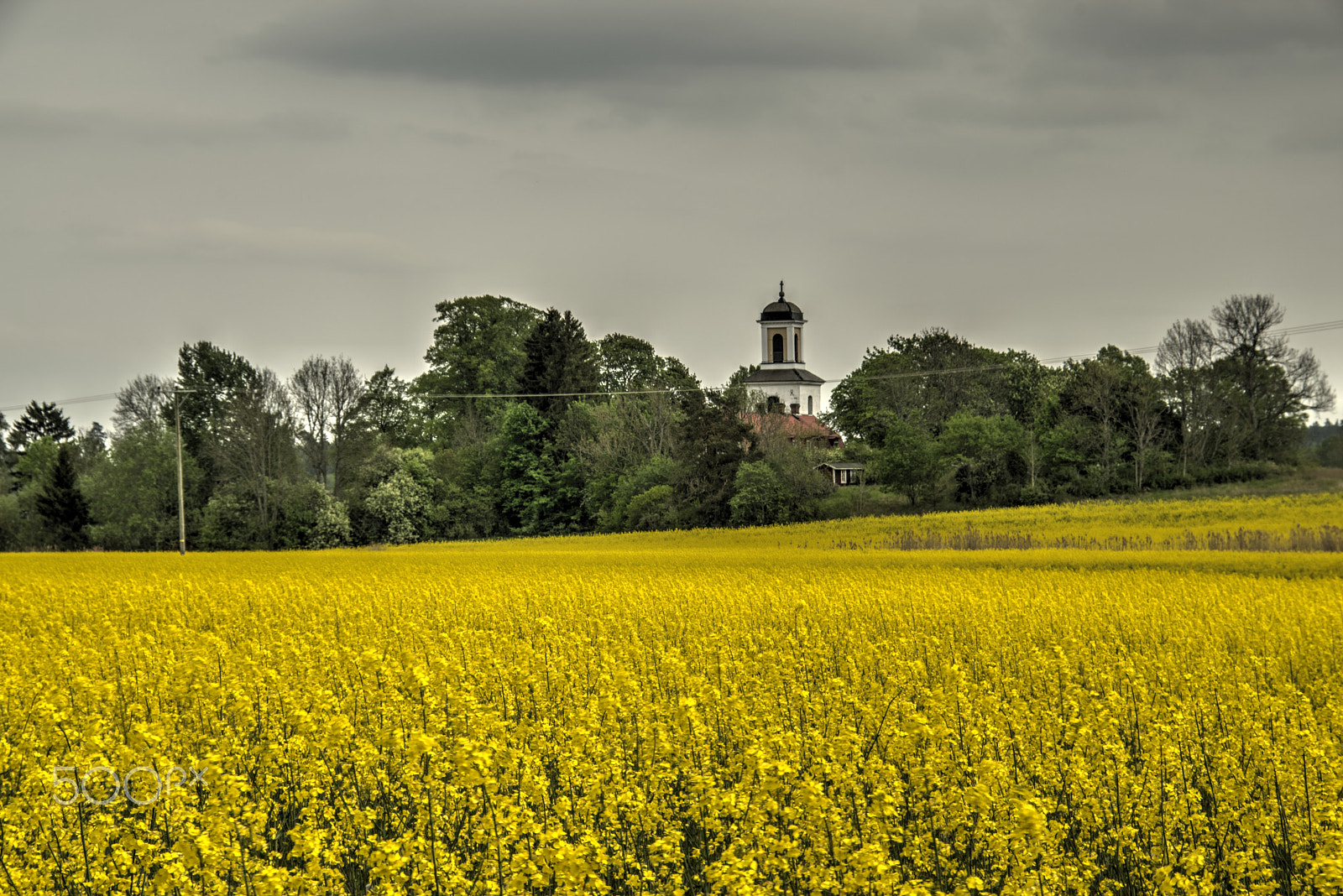 Sigma 18-200mm F3.5-6.3 DC OS HSM sample photo. Husby-Ärlinghundra kyrka photography