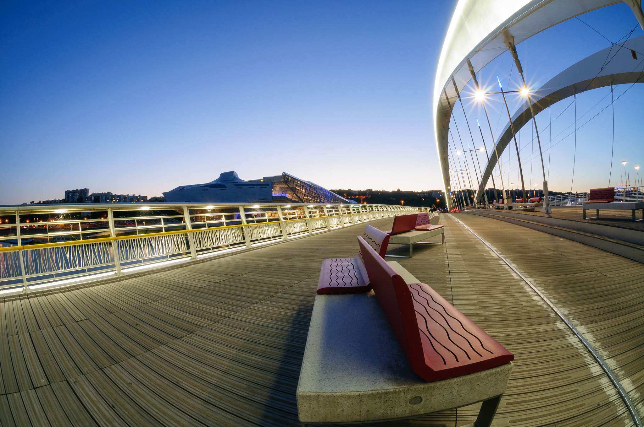Nikon AF DX Fisheye-Nikkor 10.5mm F2.8G ED sample photo. Welcom in board photography
