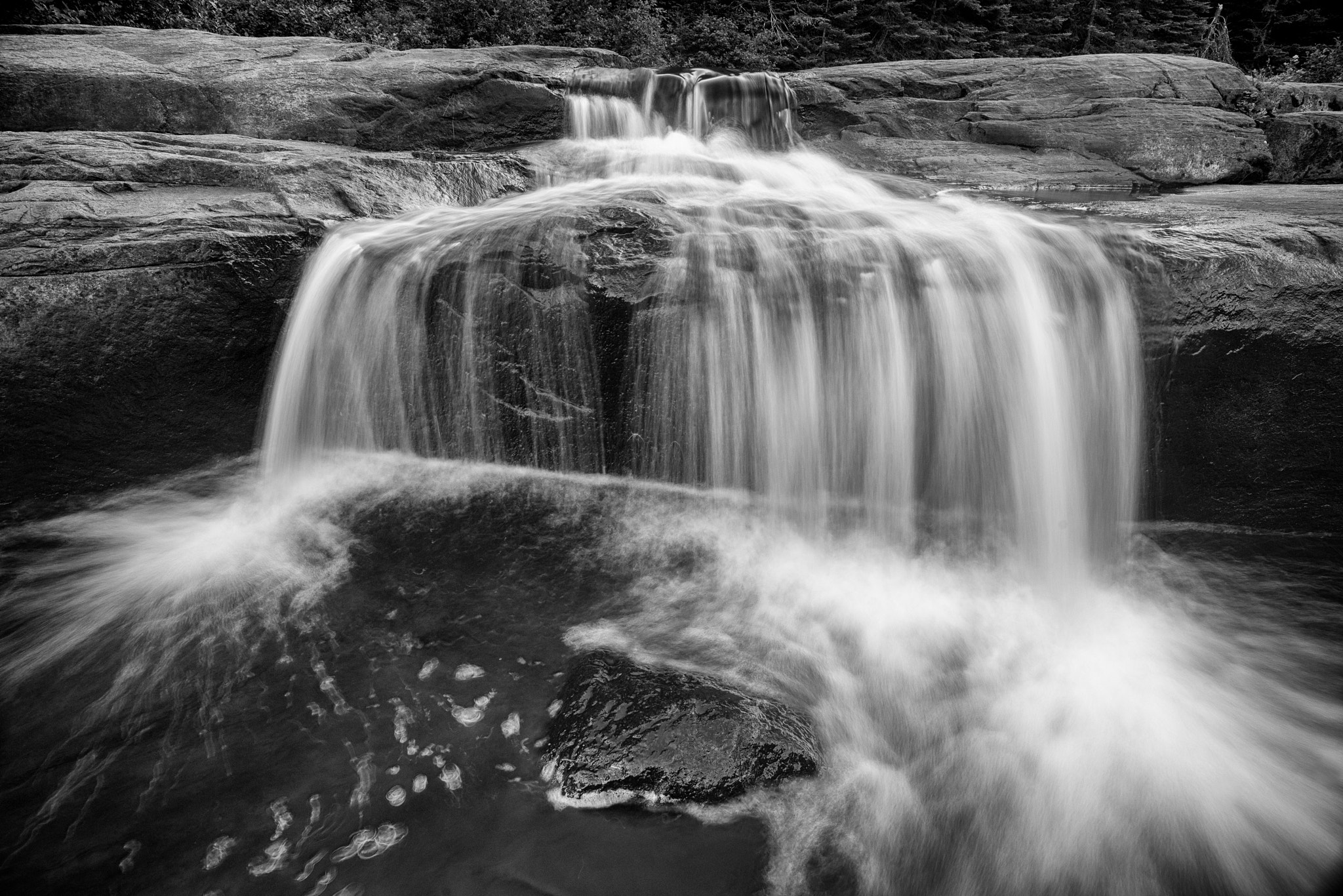 Sony Alpha DSLR-A900 + Sony 20mm F2.8 sample photo. Madawaska river falls photography