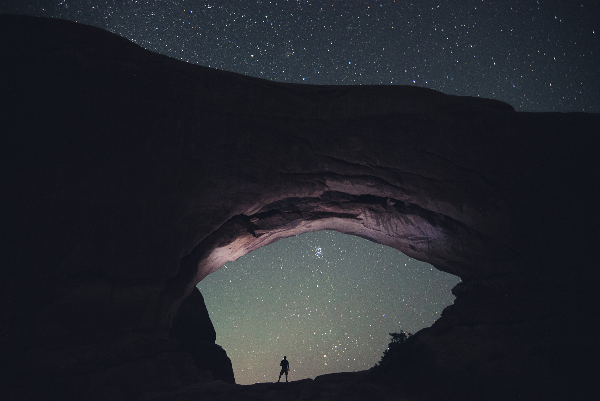 Nikon D800 + AF-S Zoom-Nikkor 24-85mm f/3.5-4.5G IF-ED sample photo. Looking up at the pleiades photography