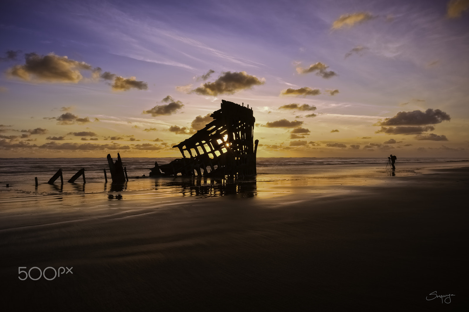 Samyang 12mm F2.8 ED AS NCS Fisheye sample photo. Shipwreck sunset photography