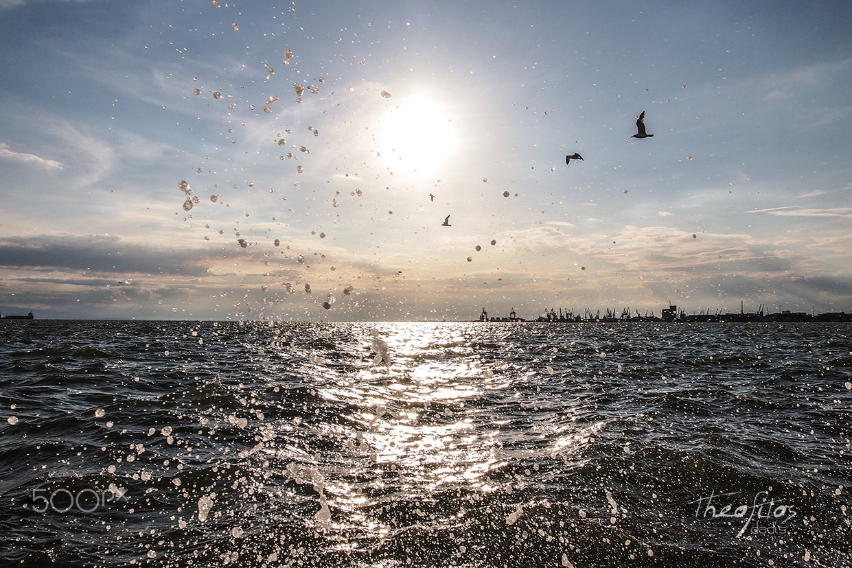 Olympus PEN E-PM1 sample photo. Waves in the city photography