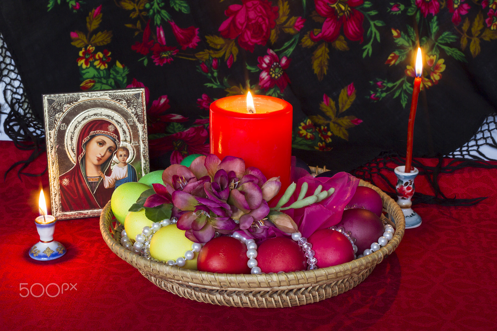 Canon EOS-1D Mark IV + Canon EF 50mm F1.2L USM sample photo. Easter composition in russian style - christianity - painted egg photography