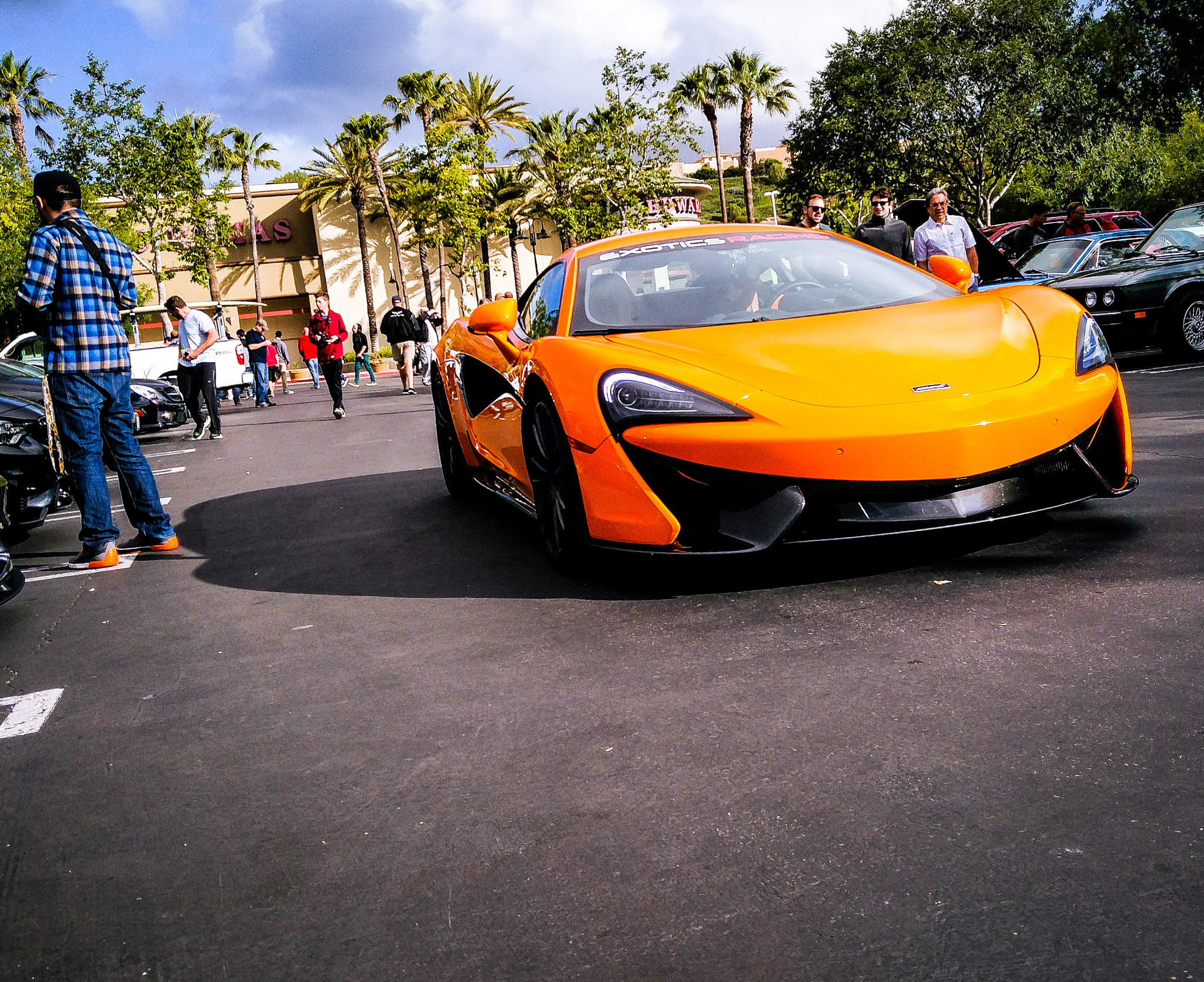 OnePlus ONE A2005 sample photo. Mclaren 570s photography